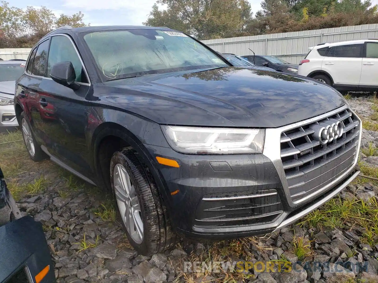 1 Photograph of a damaged car WA1BNAFY4L2084548 AUDI Q5 2020