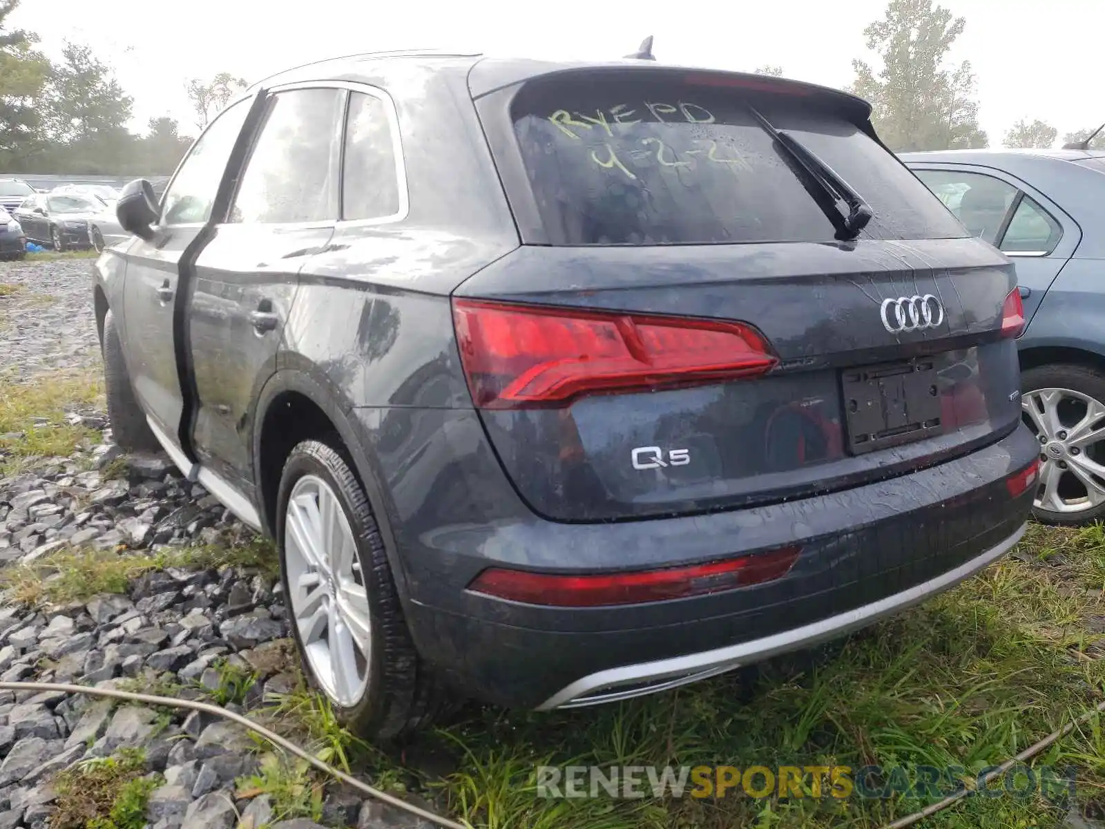 3 Фотография поврежденного автомобиля WA1BNAFY4L2084548 AUDI Q5 2020