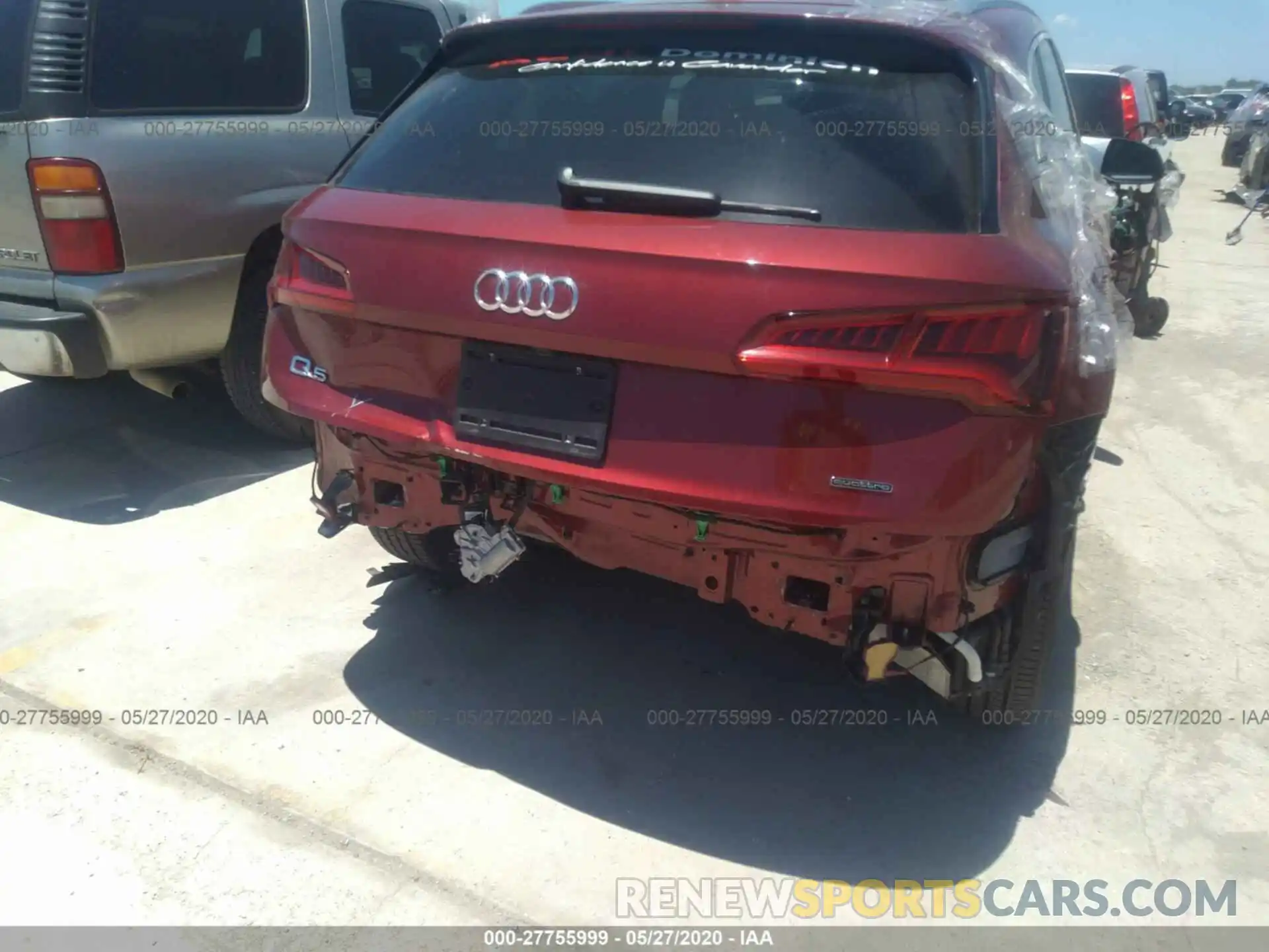 6 Photograph of a damaged car WA1BNAFY5L2007672 AUDI Q5 2020