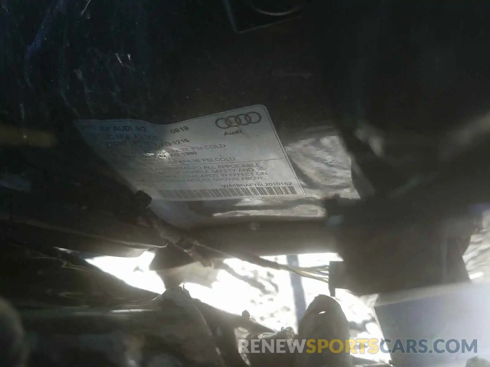 10 Photograph of a damaged car WA1BNAFY5L2010152 AUDI Q5 2020