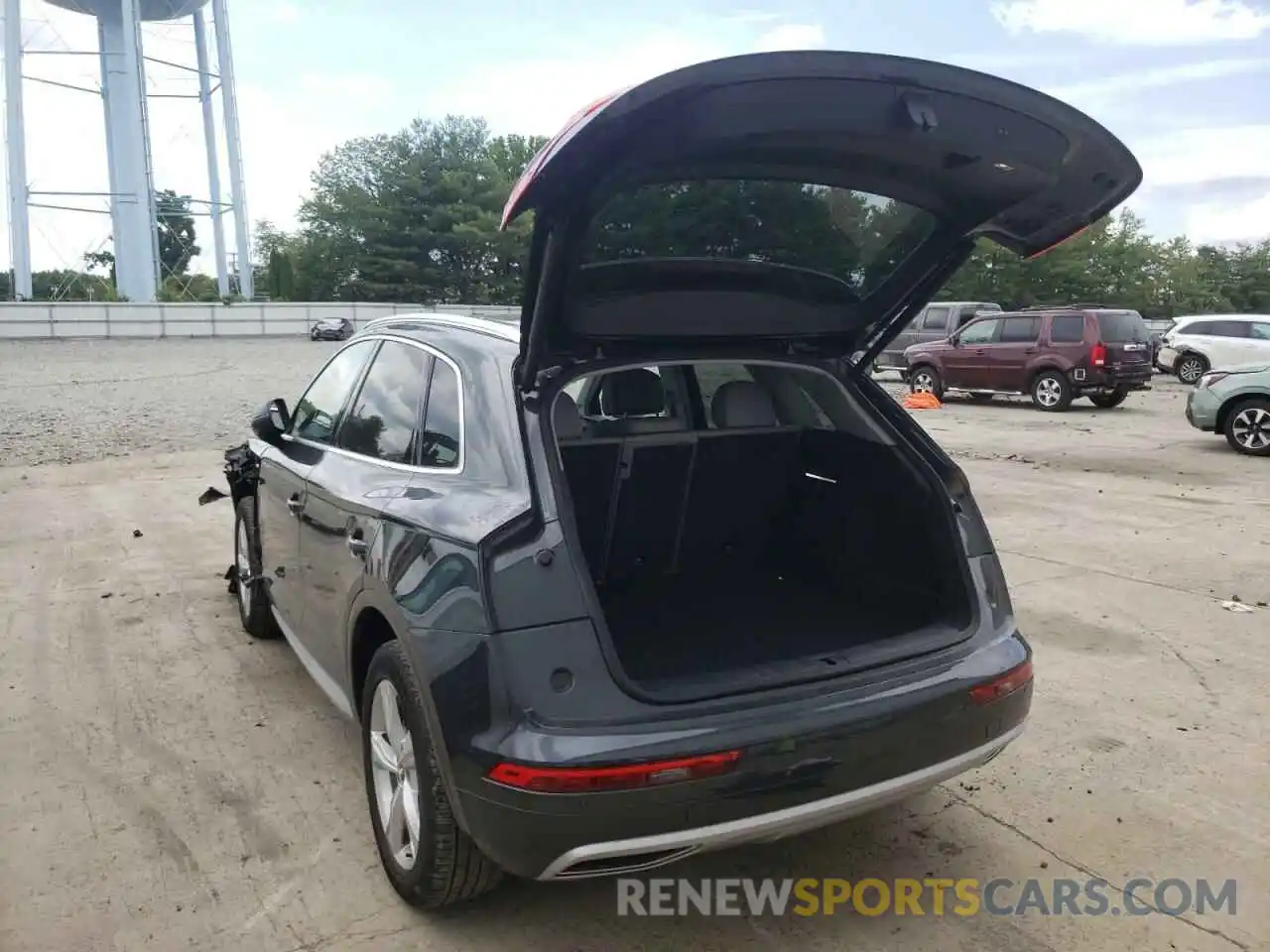 3 Photograph of a damaged car WA1BNAFY5L2023161 AUDI Q5 2020