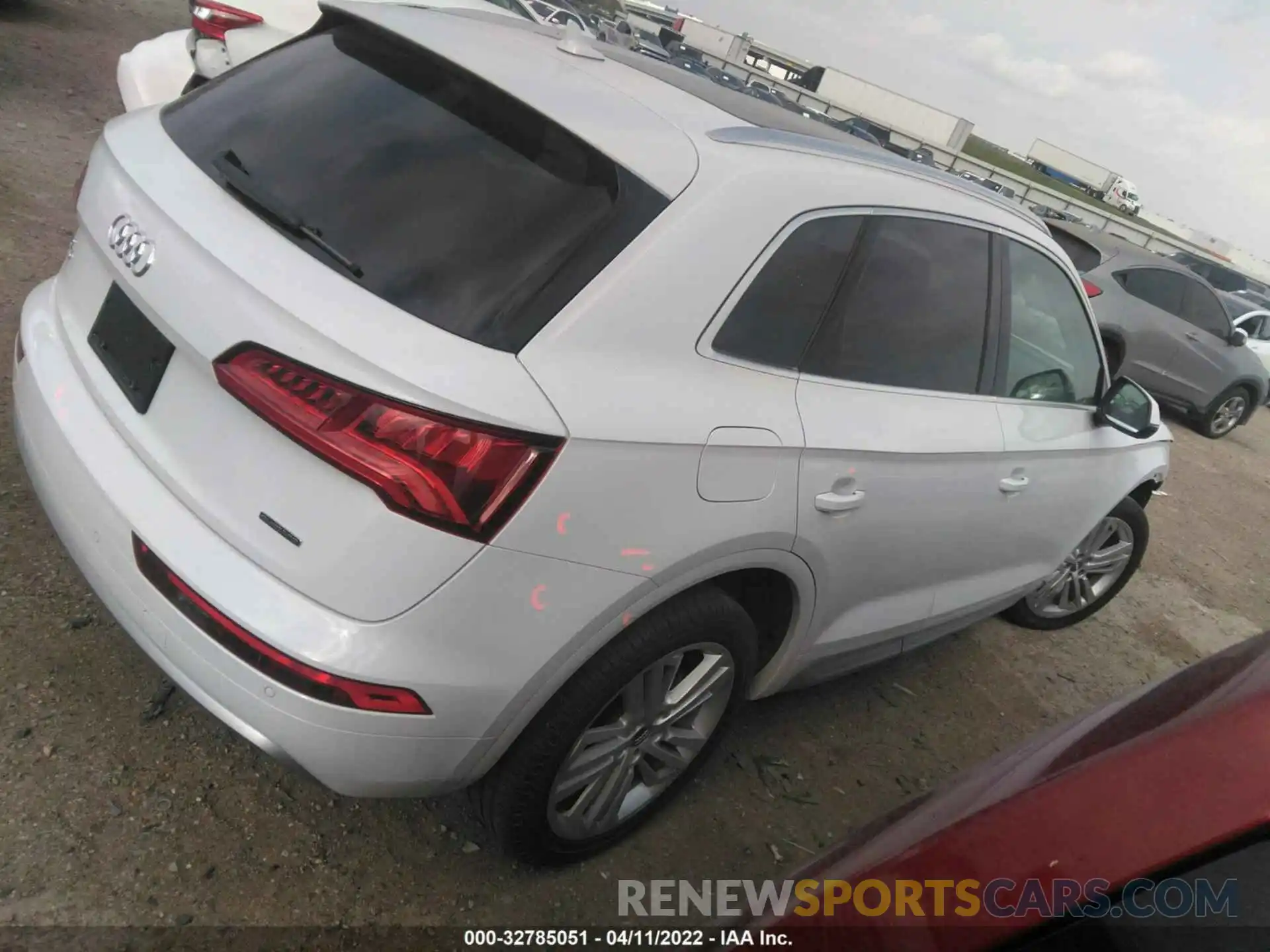 4 Photograph of a damaged car WA1BNAFY5L2024178 AUDI Q5 2020