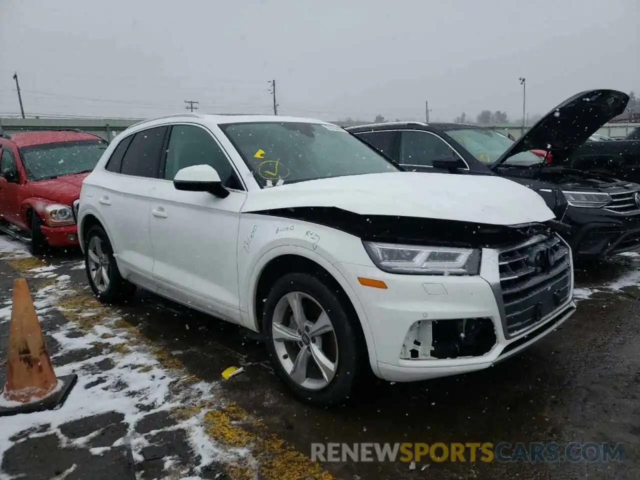 1 Photograph of a damaged car WA1BNAFY5L2041448 AUDI Q5 2020