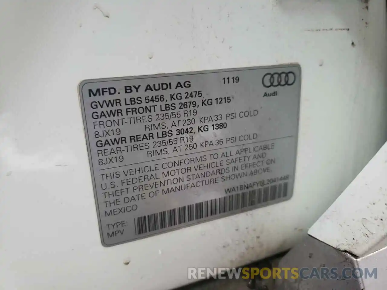 10 Photograph of a damaged car WA1BNAFY5L2041448 AUDI Q5 2020