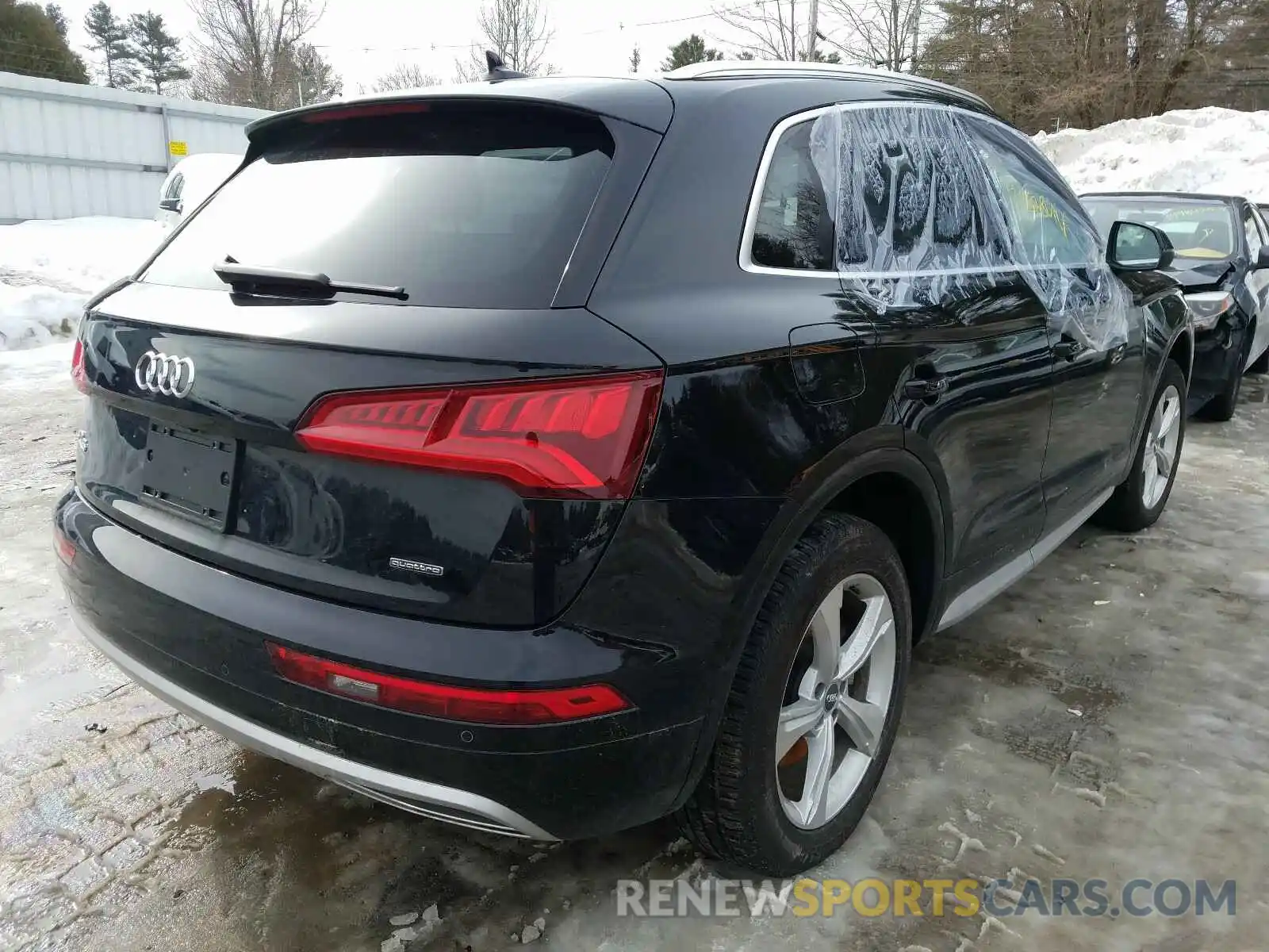 4 Photograph of a damaged car WA1BNAFY5L2068875 AUDI Q5 2020