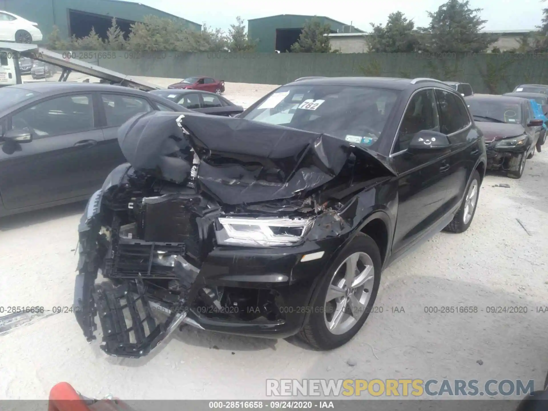 2 Photograph of a damaged car WA1BNAFY5L2071386 AUDI Q5 2020