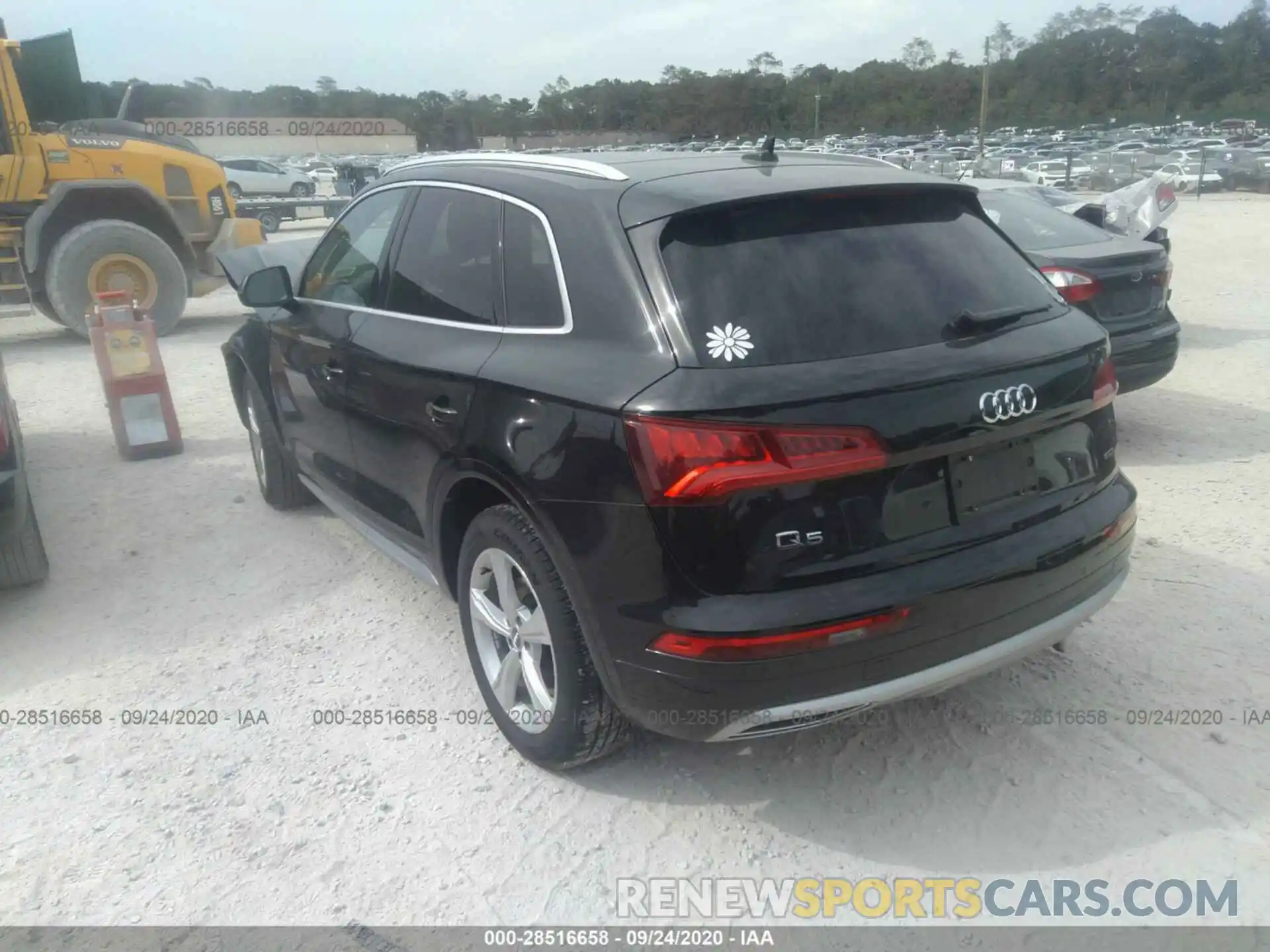 3 Photograph of a damaged car WA1BNAFY5L2071386 AUDI Q5 2020