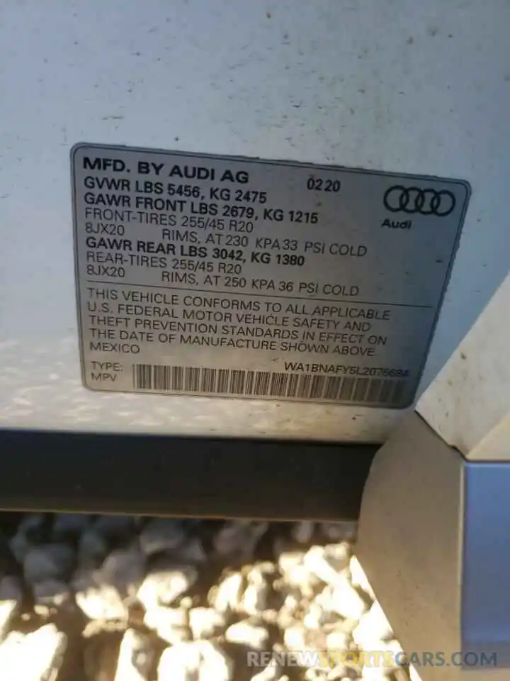 10 Photograph of a damaged car WA1BNAFY5L2076684 AUDI Q5 2020