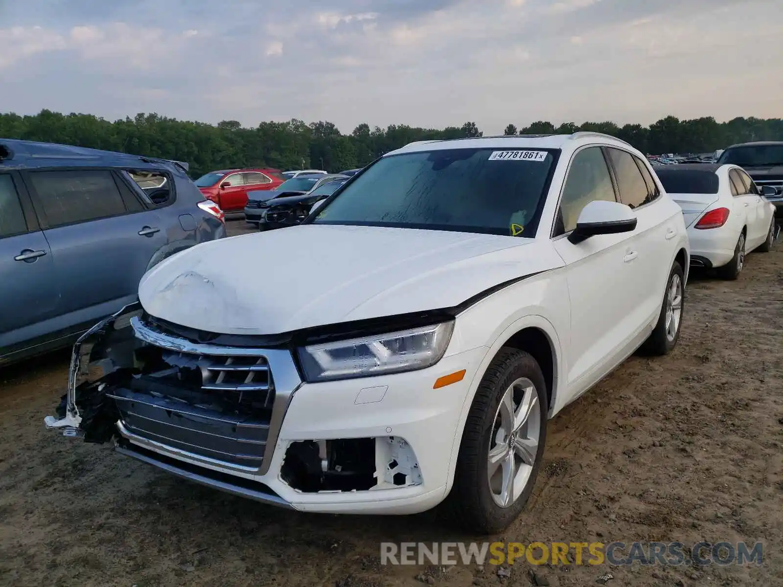 2 Photograph of a damaged car WA1BNAFY5L2092626 AUDI Q5 2020