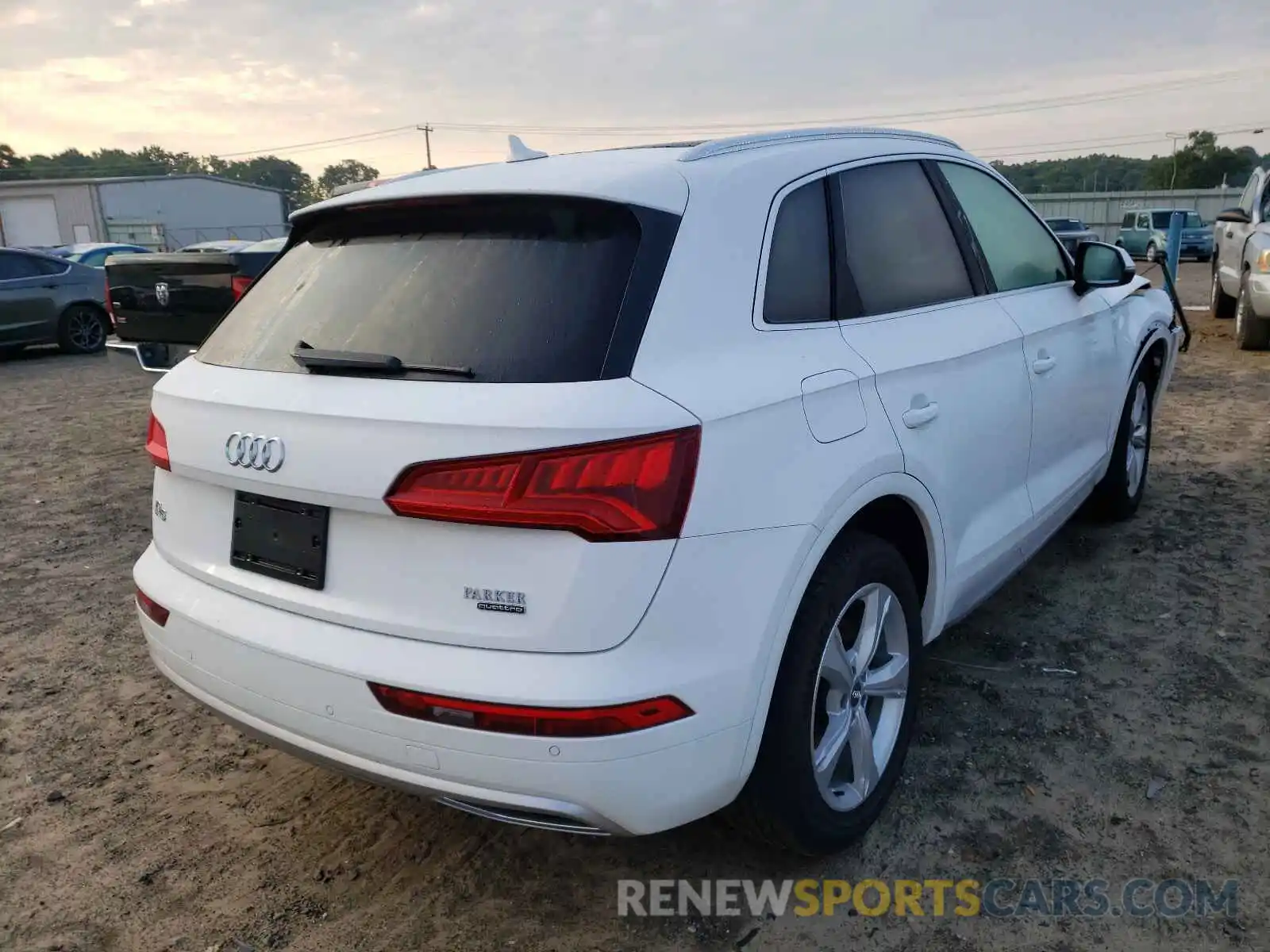 4 Photograph of a damaged car WA1BNAFY5L2092626 AUDI Q5 2020