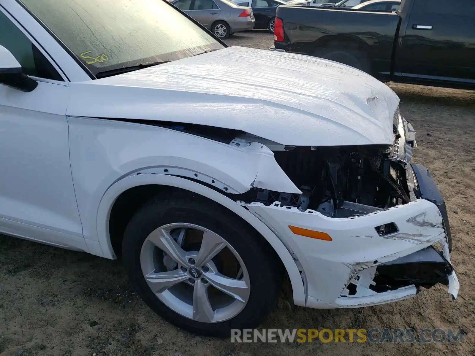 9 Photograph of a damaged car WA1BNAFY5L2092626 AUDI Q5 2020