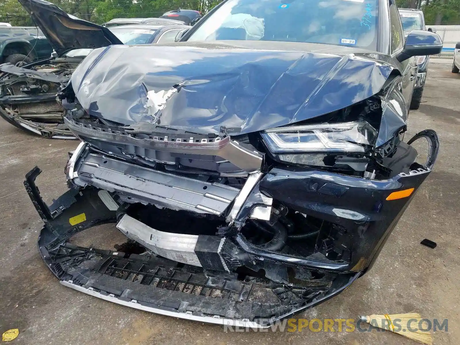 9 Photograph of a damaged car WA1BNAFY6L2013576 AUDI Q5 2020