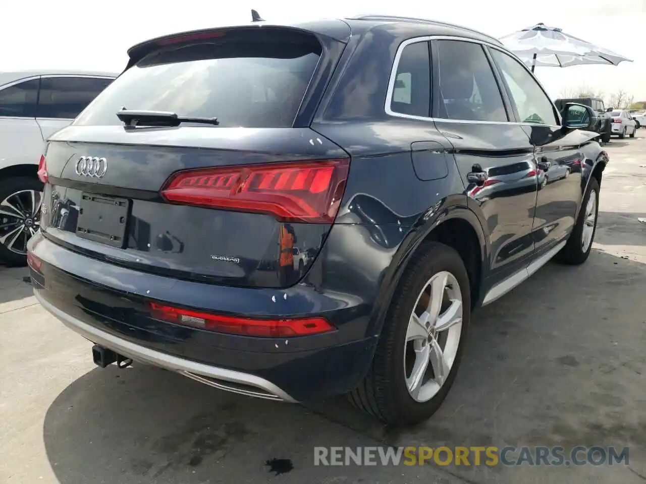 4 Photograph of a damaged car WA1BNAFY6L2048053 AUDI Q5 2020