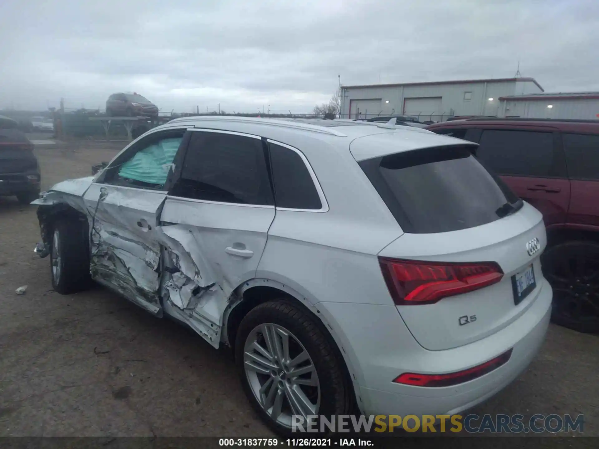 3 Фотография поврежденного автомобиля WA1BNAFY6L2057447 AUDI Q5 2020