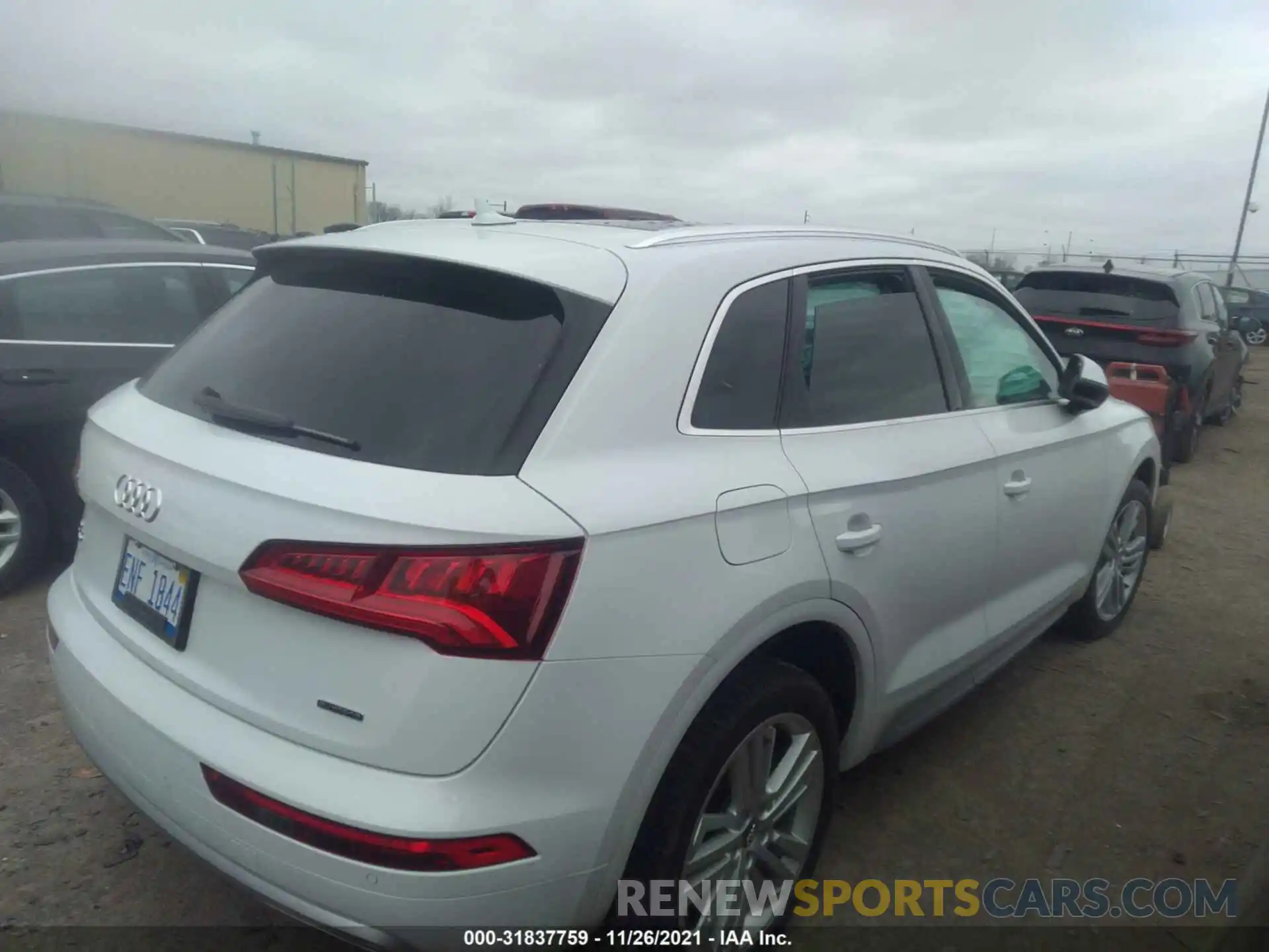 4 Фотография поврежденного автомобиля WA1BNAFY6L2057447 AUDI Q5 2020