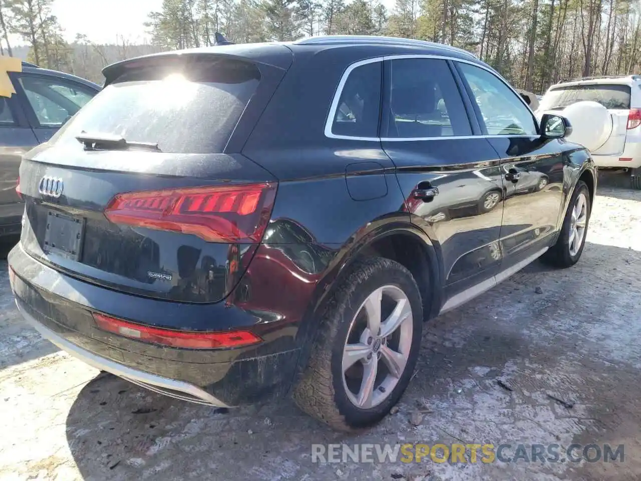 4 Photograph of a damaged car WA1BNAFY6L2058288 AUDI Q5 2020