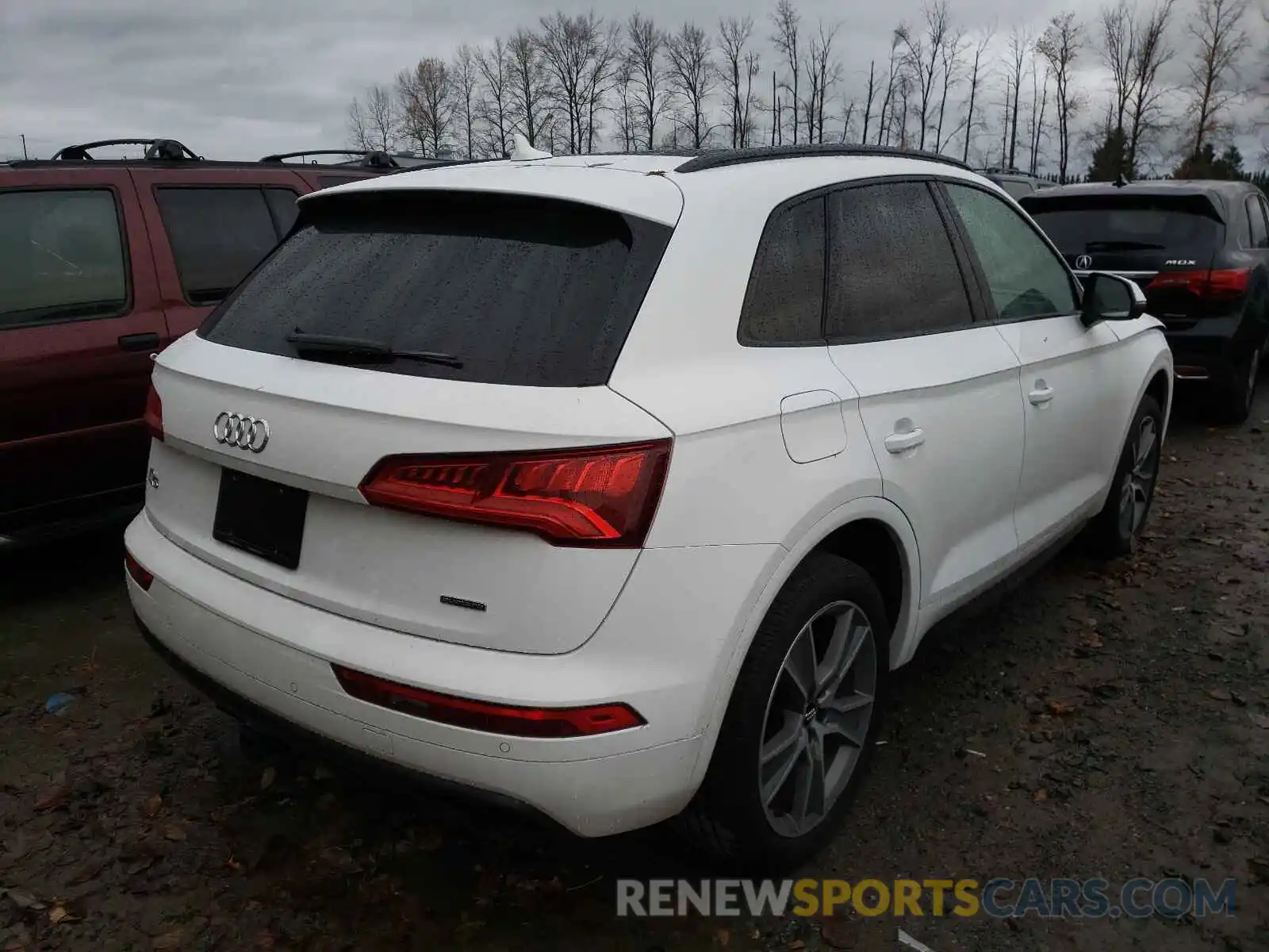 4 Photograph of a damaged car WA1BNAFY6L2061997 AUDI Q5 2020