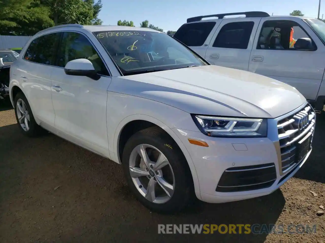 1 Photograph of a damaged car WA1BNAFY7L2017054 AUDI Q5 2020