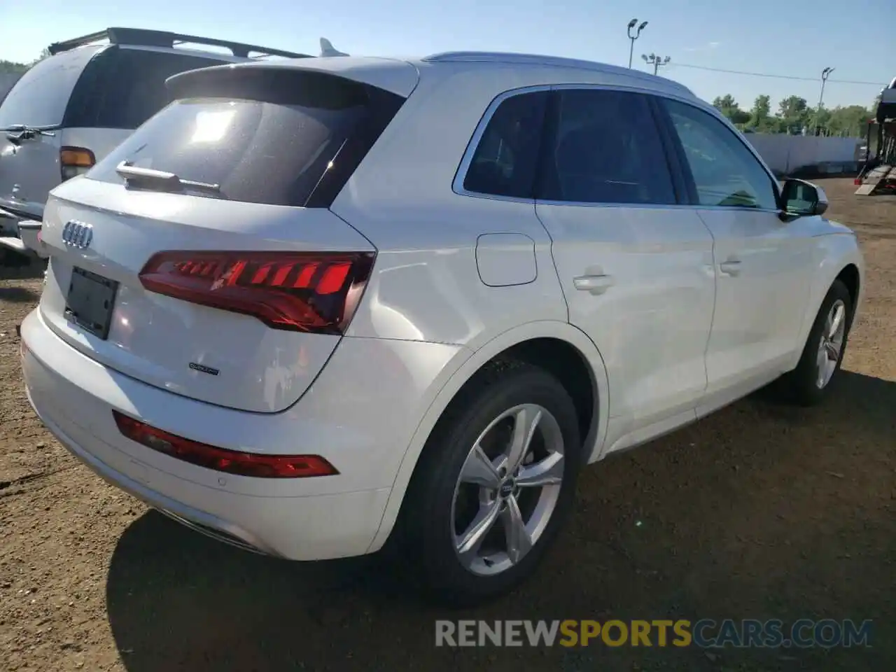 4 Фотография поврежденного автомобиля WA1BNAFY7L2017054 AUDI Q5 2020