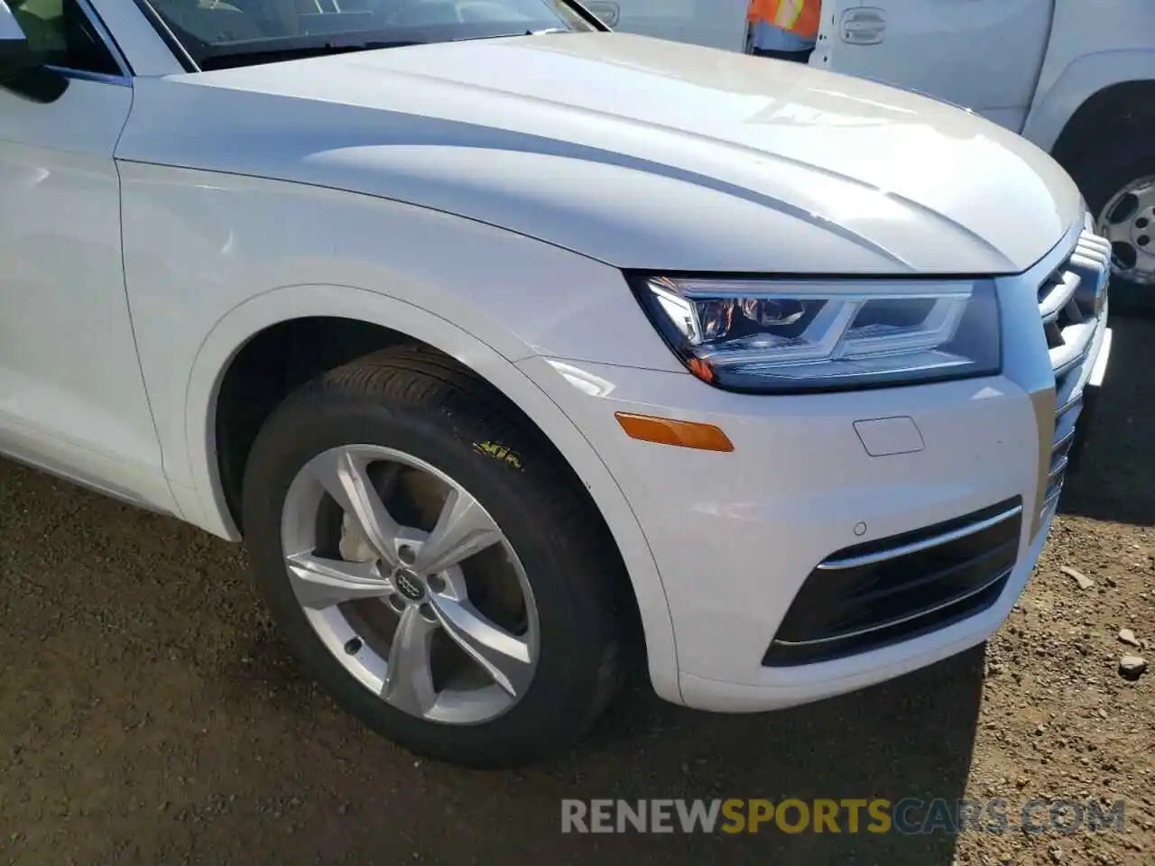 9 Photograph of a damaged car WA1BNAFY7L2017054 AUDI Q5 2020