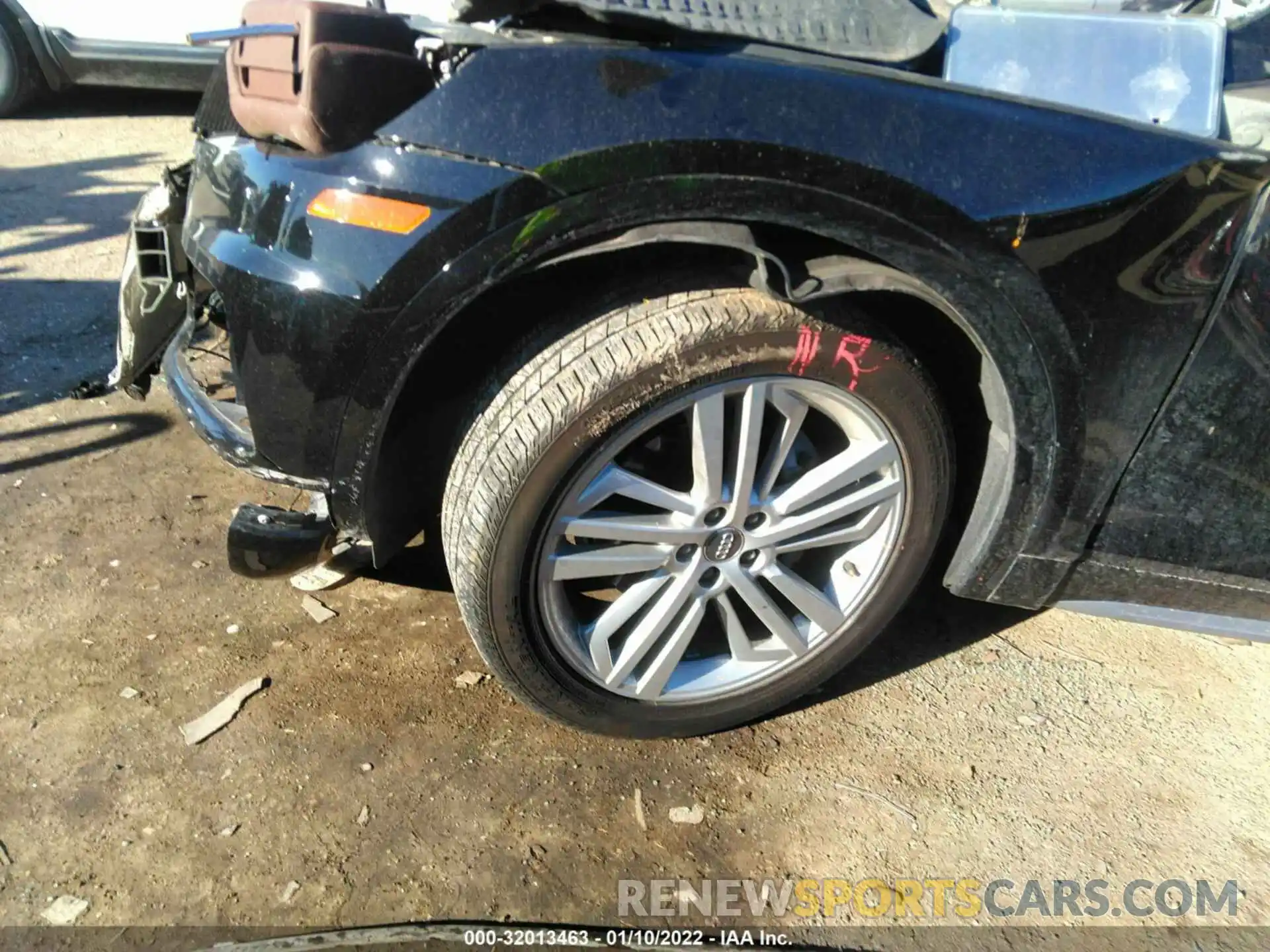 11 Photograph of a damaged car WA1BNAFY7L2044447 AUDI Q5 2020