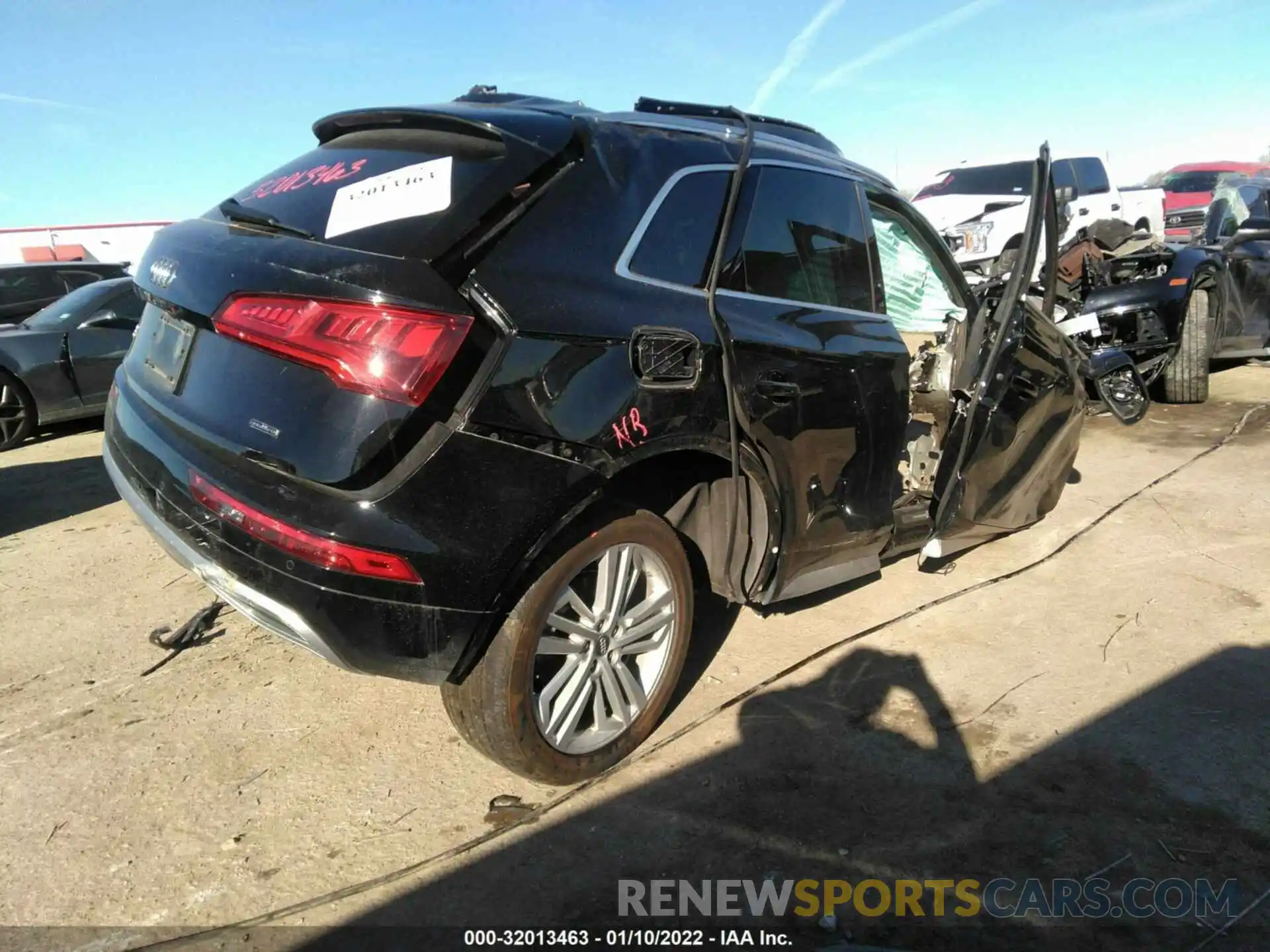 4 Фотография поврежденного автомобиля WA1BNAFY7L2044447 AUDI Q5 2020