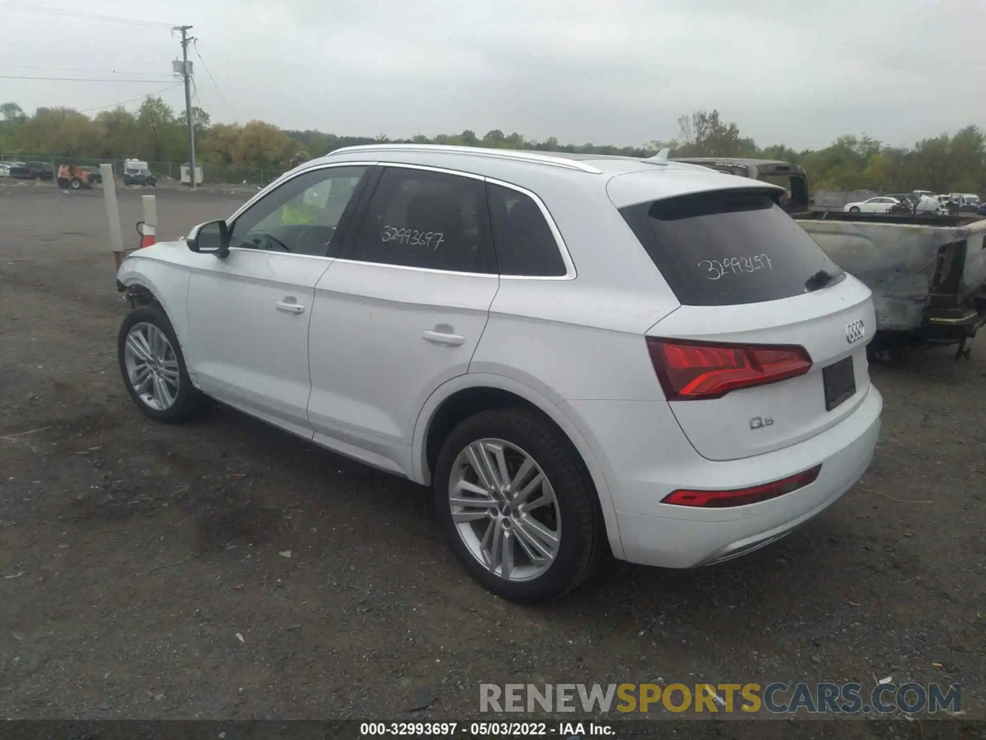 3 Фотография поврежденного автомобиля WA1BNAFY7L2068182 AUDI Q5 2020