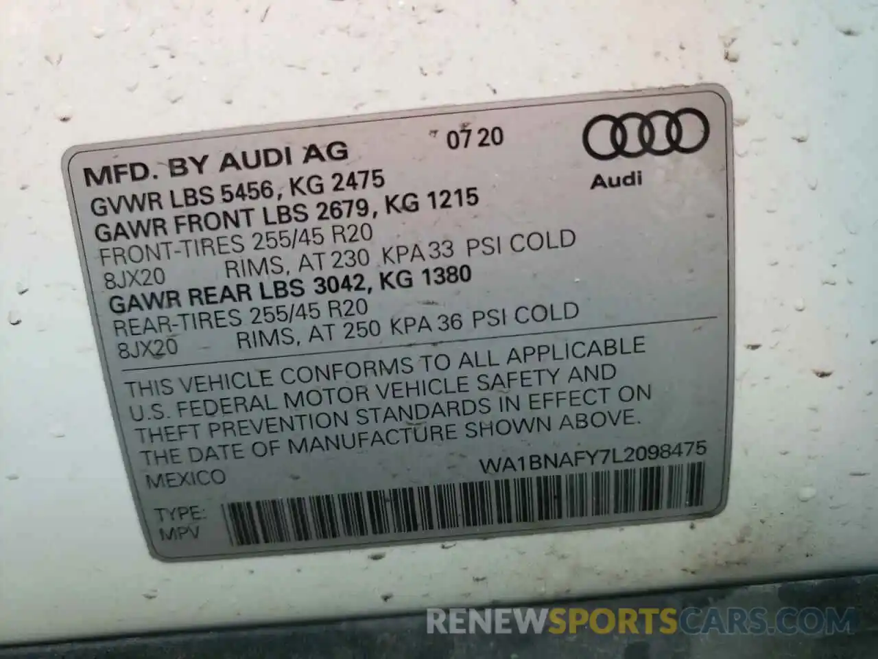 10 Photograph of a damaged car WA1BNAFY7L2098475 AUDI Q5 2020