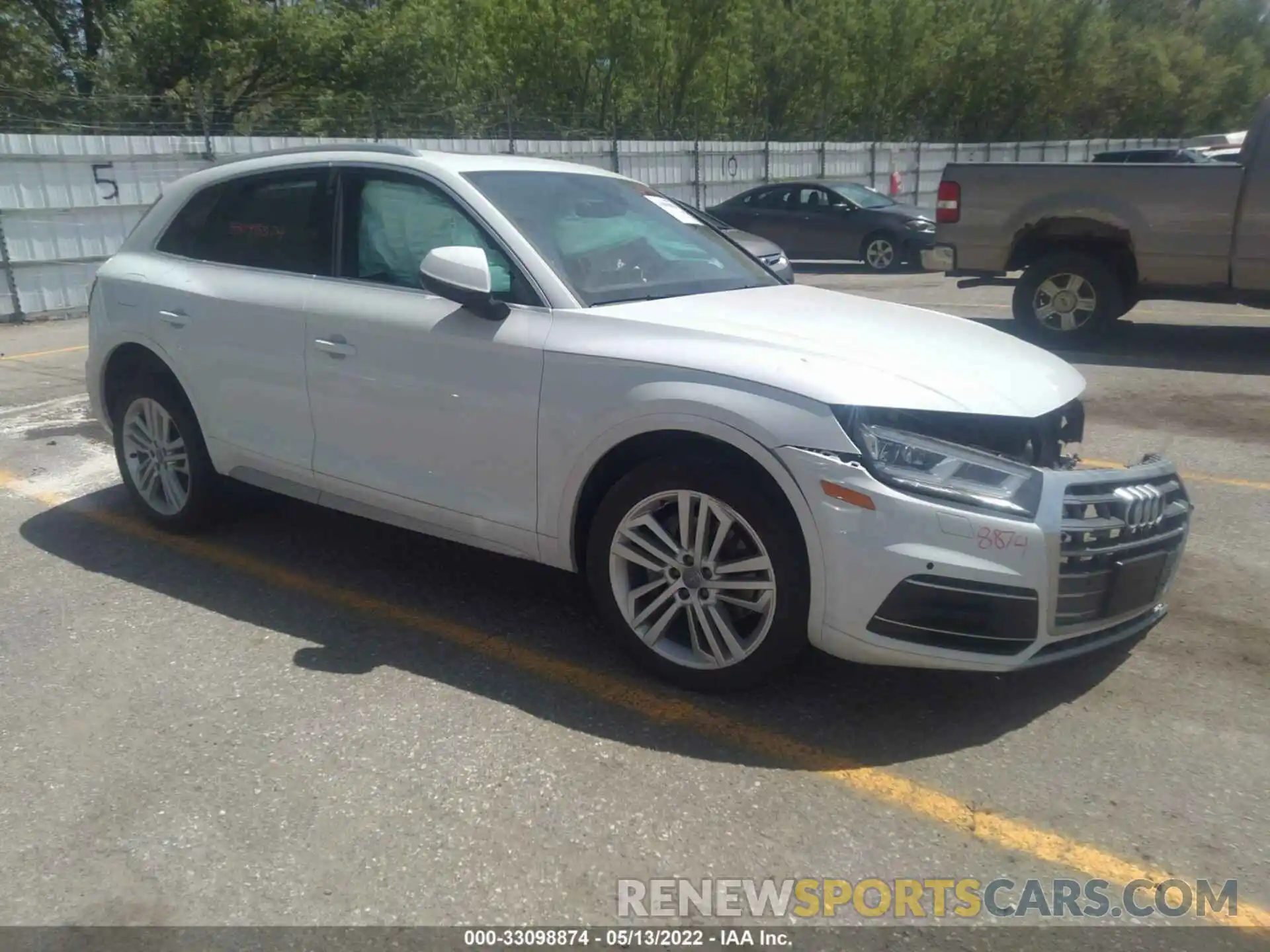 1 Photograph of a damaged car WA1BNAFY7L2099674 AUDI Q5 2020