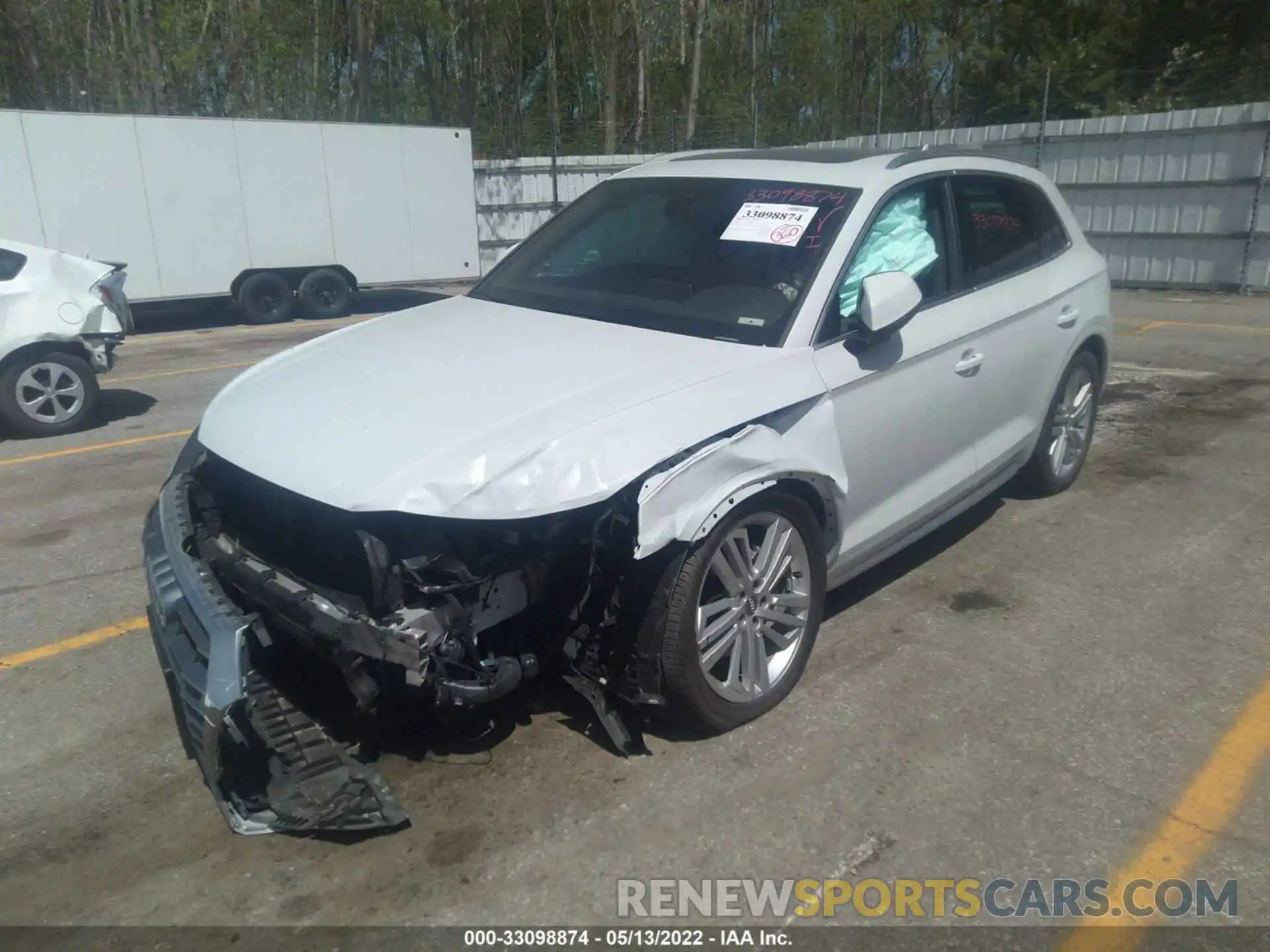 2 Фотография поврежденного автомобиля WA1BNAFY7L2099674 AUDI Q5 2020