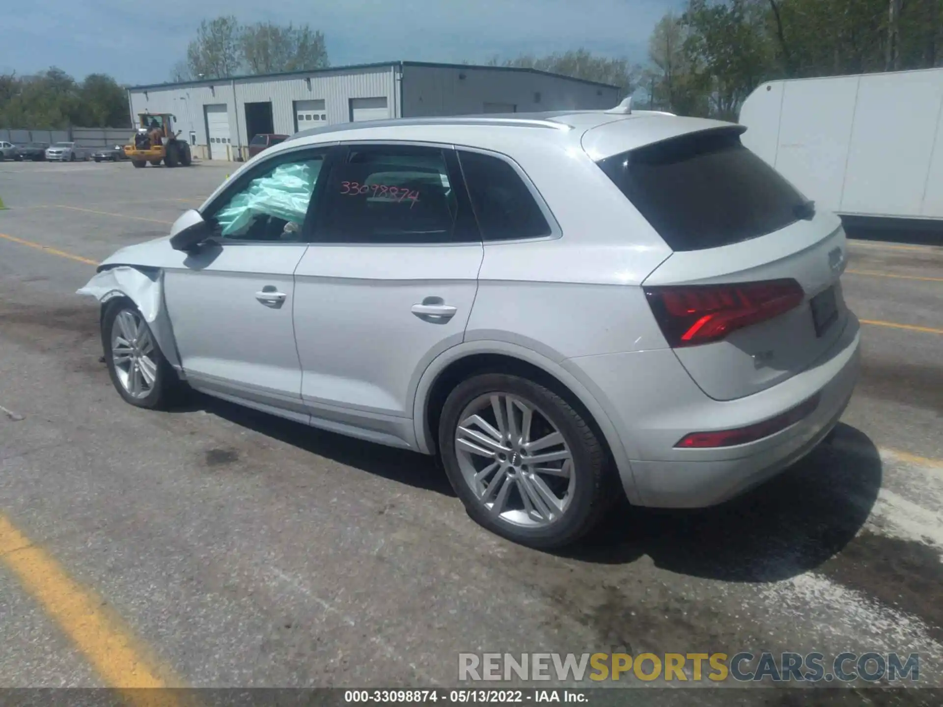 3 Фотография поврежденного автомобиля WA1BNAFY7L2099674 AUDI Q5 2020