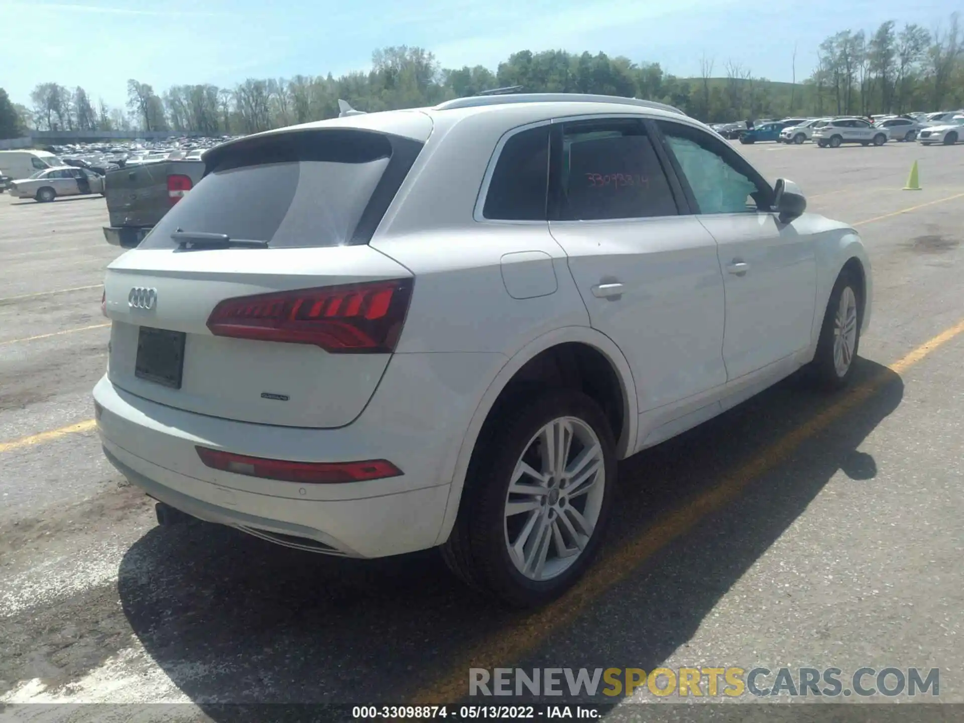 4 Photograph of a damaged car WA1BNAFY7L2099674 AUDI Q5 2020