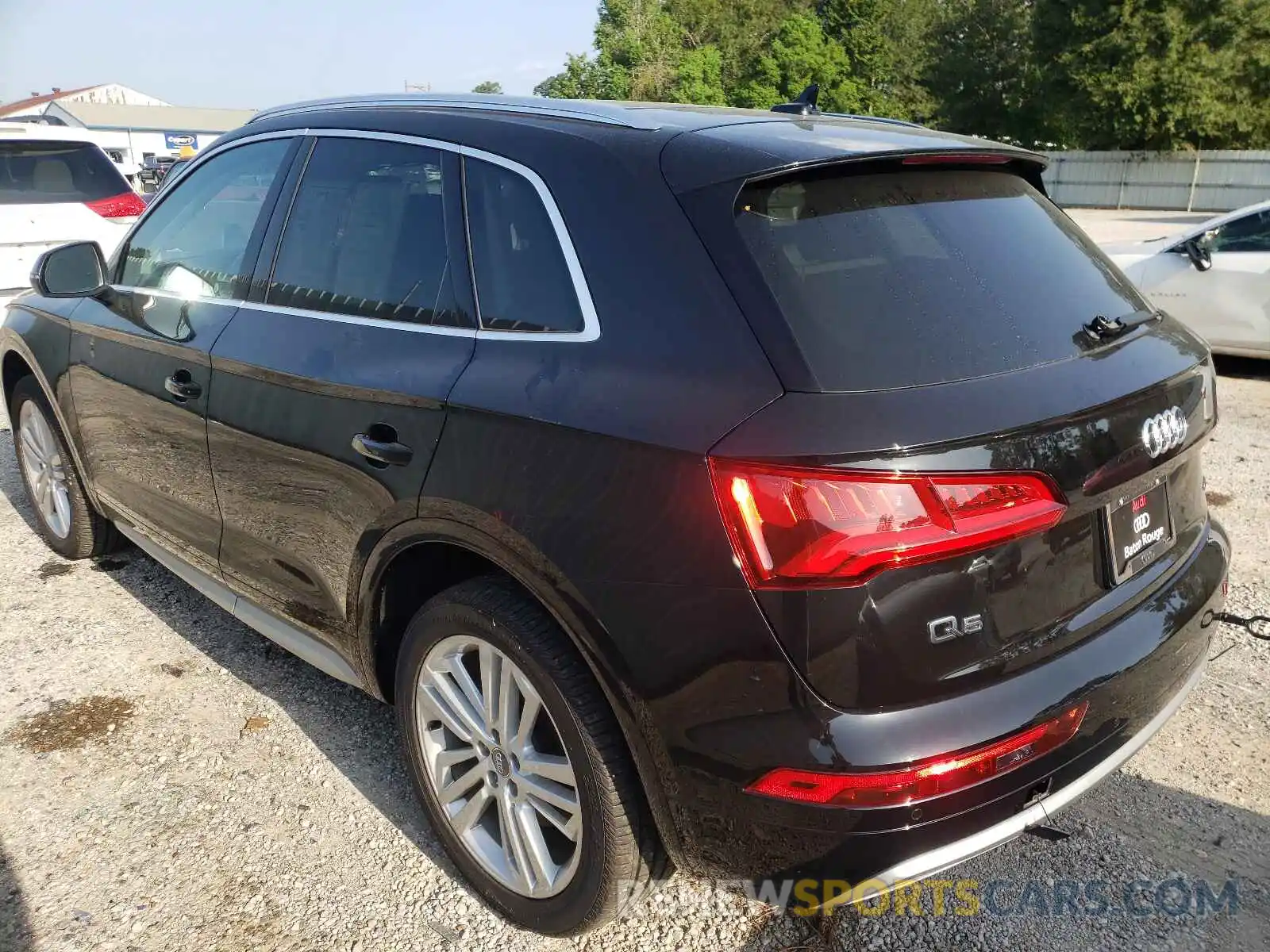 3 Photograph of a damaged car WA1BNAFY8L2030184 AUDI Q5 2020