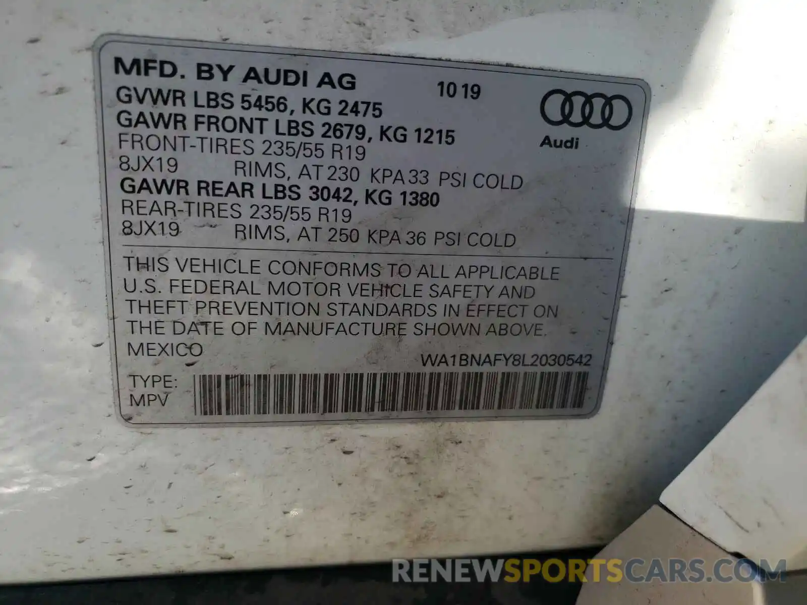 10 Photograph of a damaged car WA1BNAFY8L2030542 AUDI Q5 2020