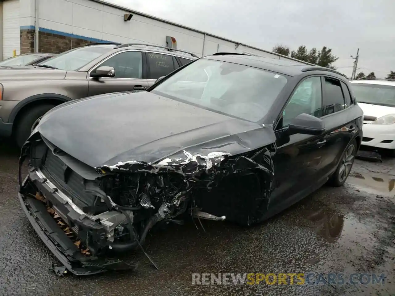 2 Photograph of a damaged car WA1BNAFY8L2036910 AUDI Q5 2020