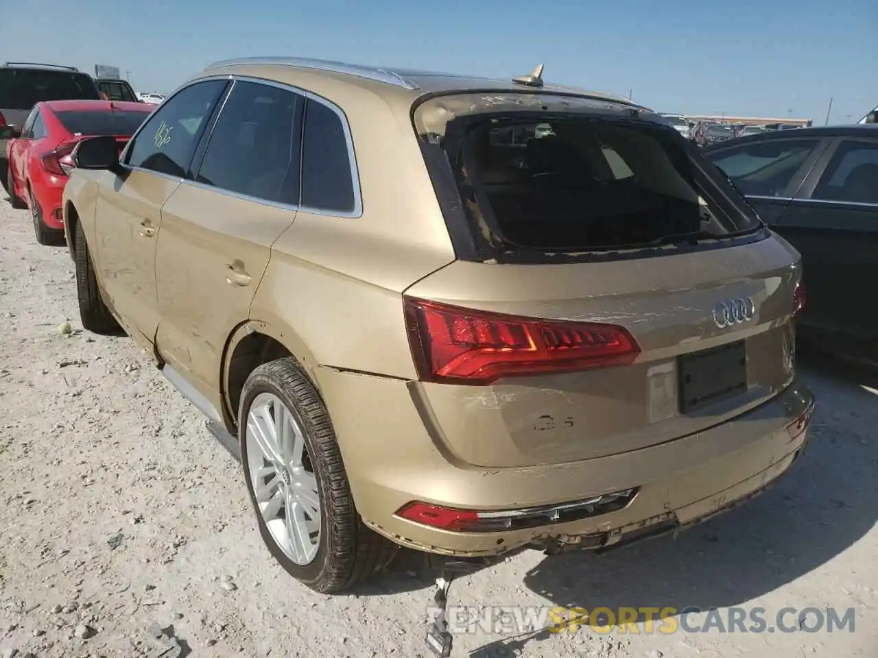 3 Фотография поврежденного автомобиля WA1BNAFY8L2083628 AUDI Q5 2020