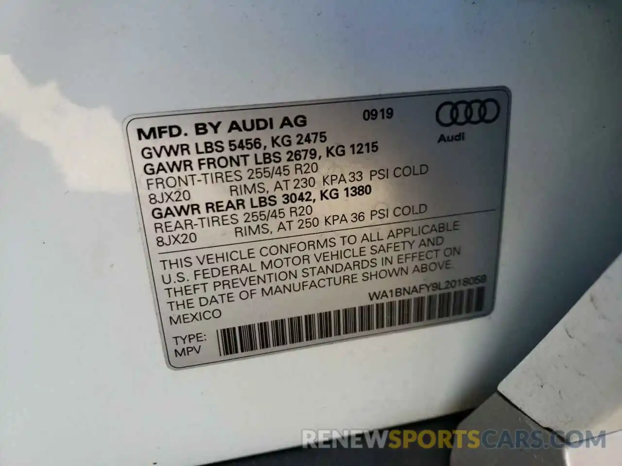 10 Photograph of a damaged car WA1BNAFY9L2018058 AUDI Q5 2020