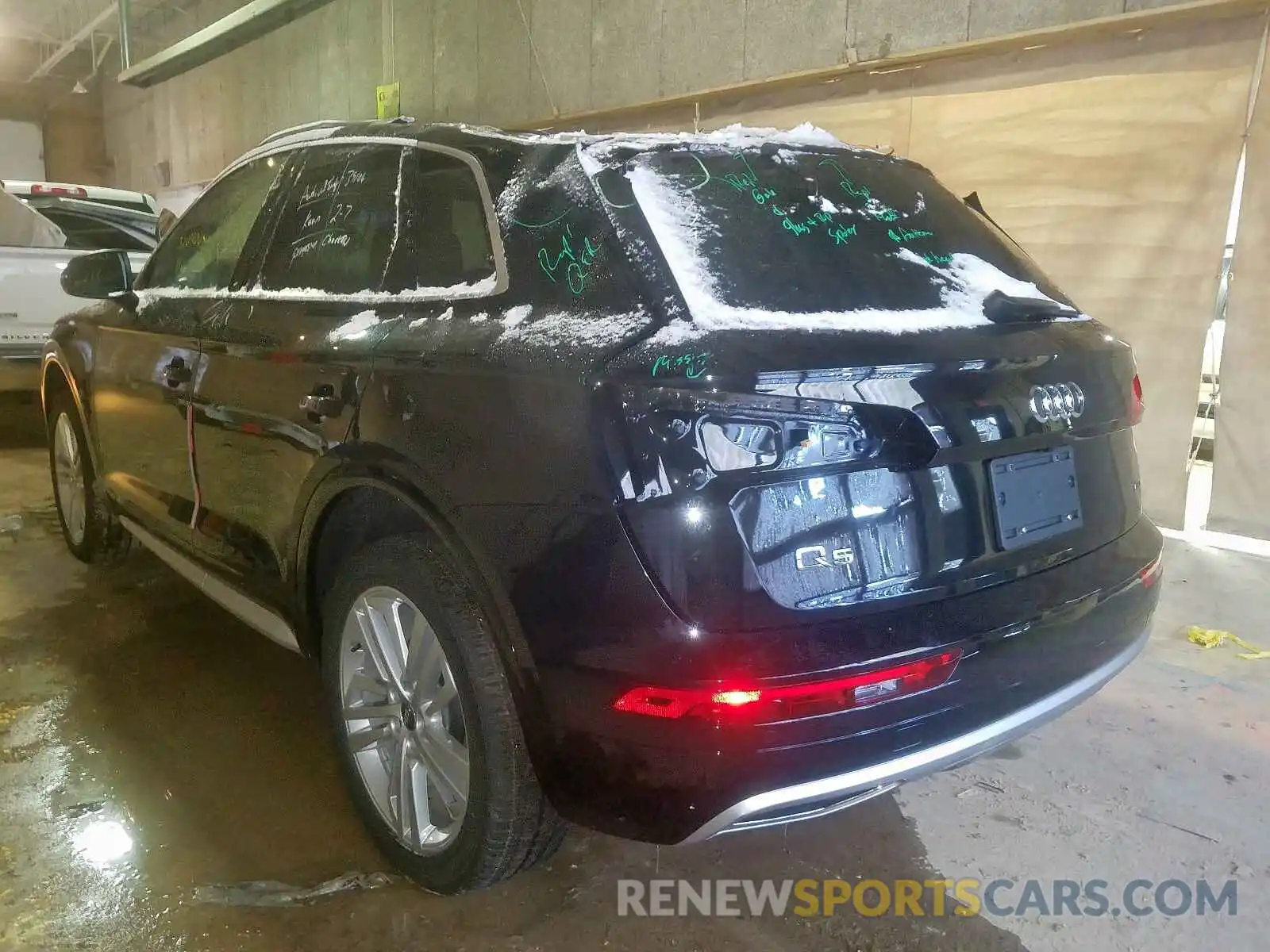 3 Photograph of a damaged car WA1BNAFY9L2020411 AUDI Q5 2020