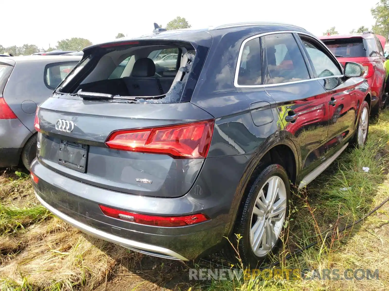 4 Photograph of a damaged car WA1BNAFY9L2030467 AUDI Q5 2020