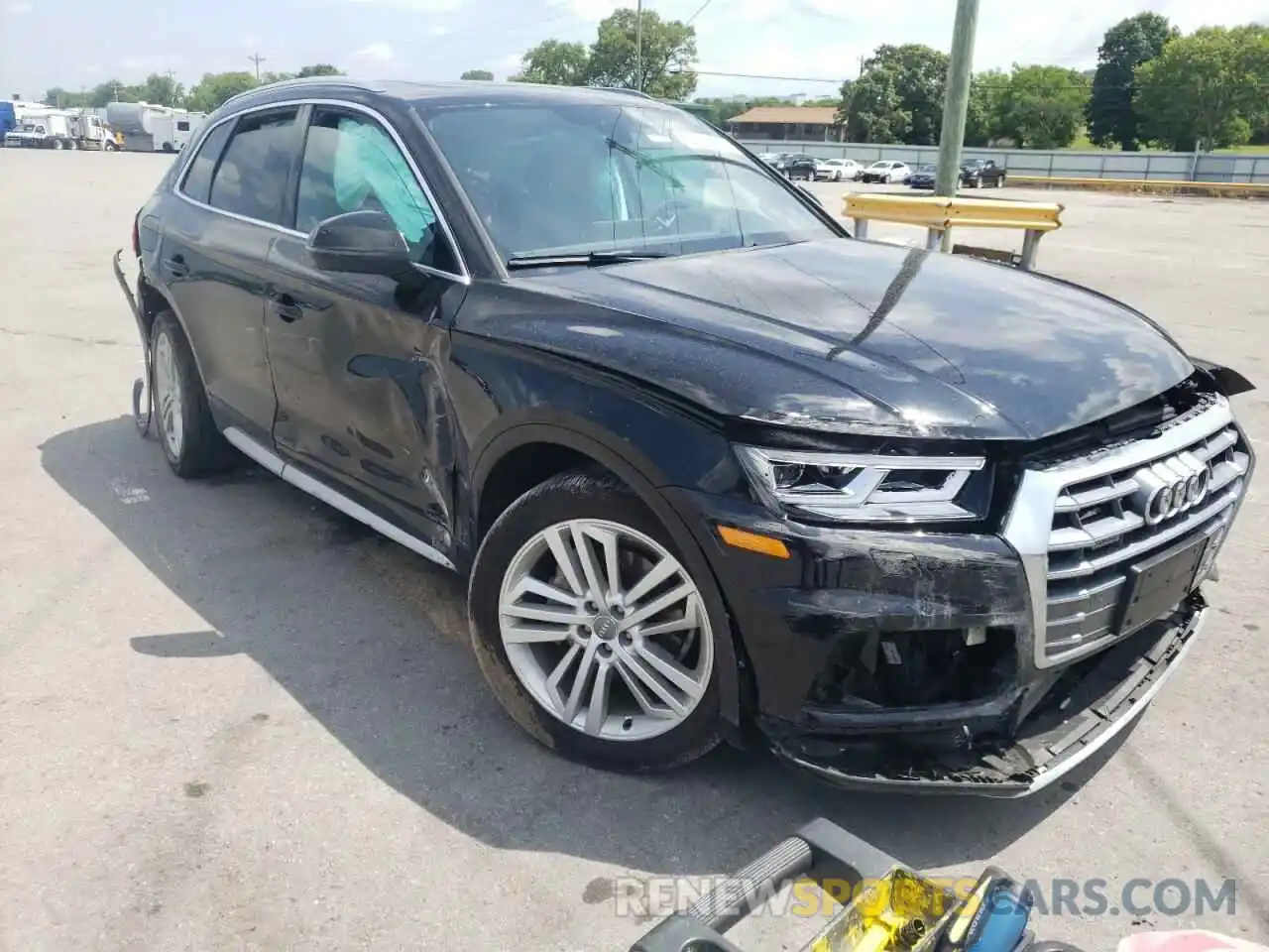 9 Photograph of a damaged car WA1BNAFY9L2035863 AUDI Q5 2020