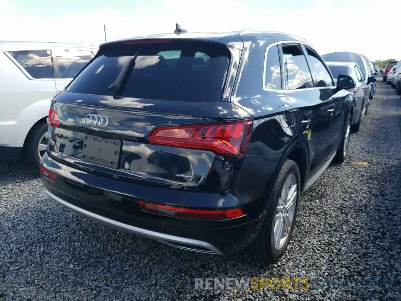 4 Photograph of a damaged car WA1BNAFY9L2041467 AUDI Q5 2020