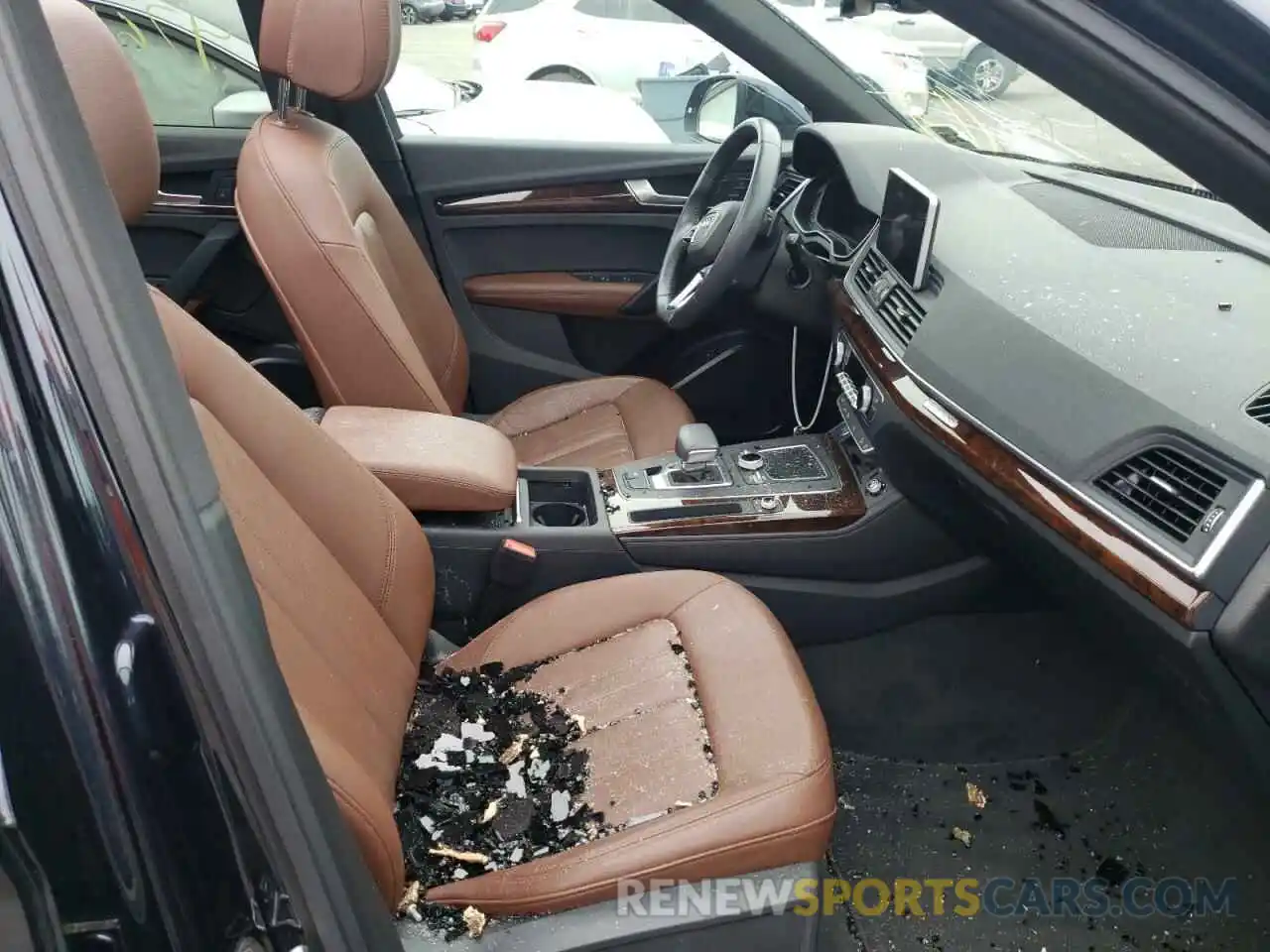 5 Photograph of a damaged car WA1BNAFY9L2046541 AUDI Q5 2020