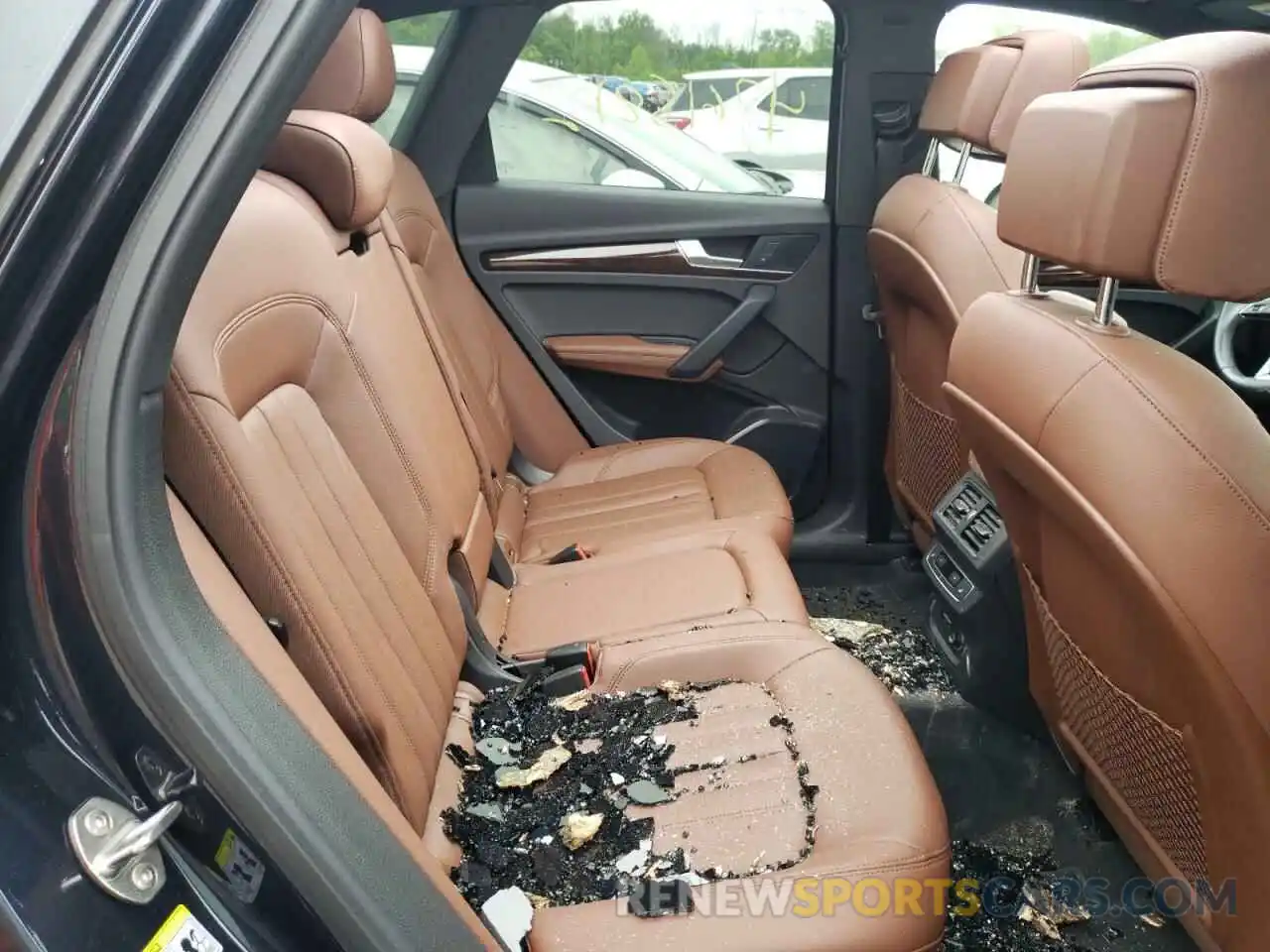 6 Photograph of a damaged car WA1BNAFY9L2046541 AUDI Q5 2020