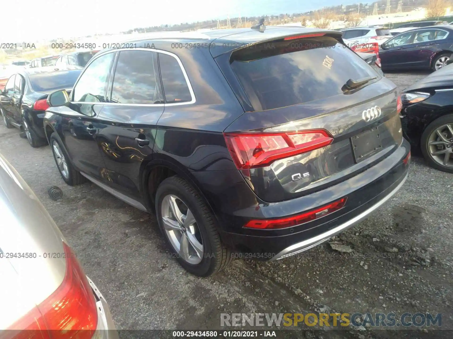 3 Фотография поврежденного автомобиля WA1BNAFY9L2061041 AUDI Q5 2020