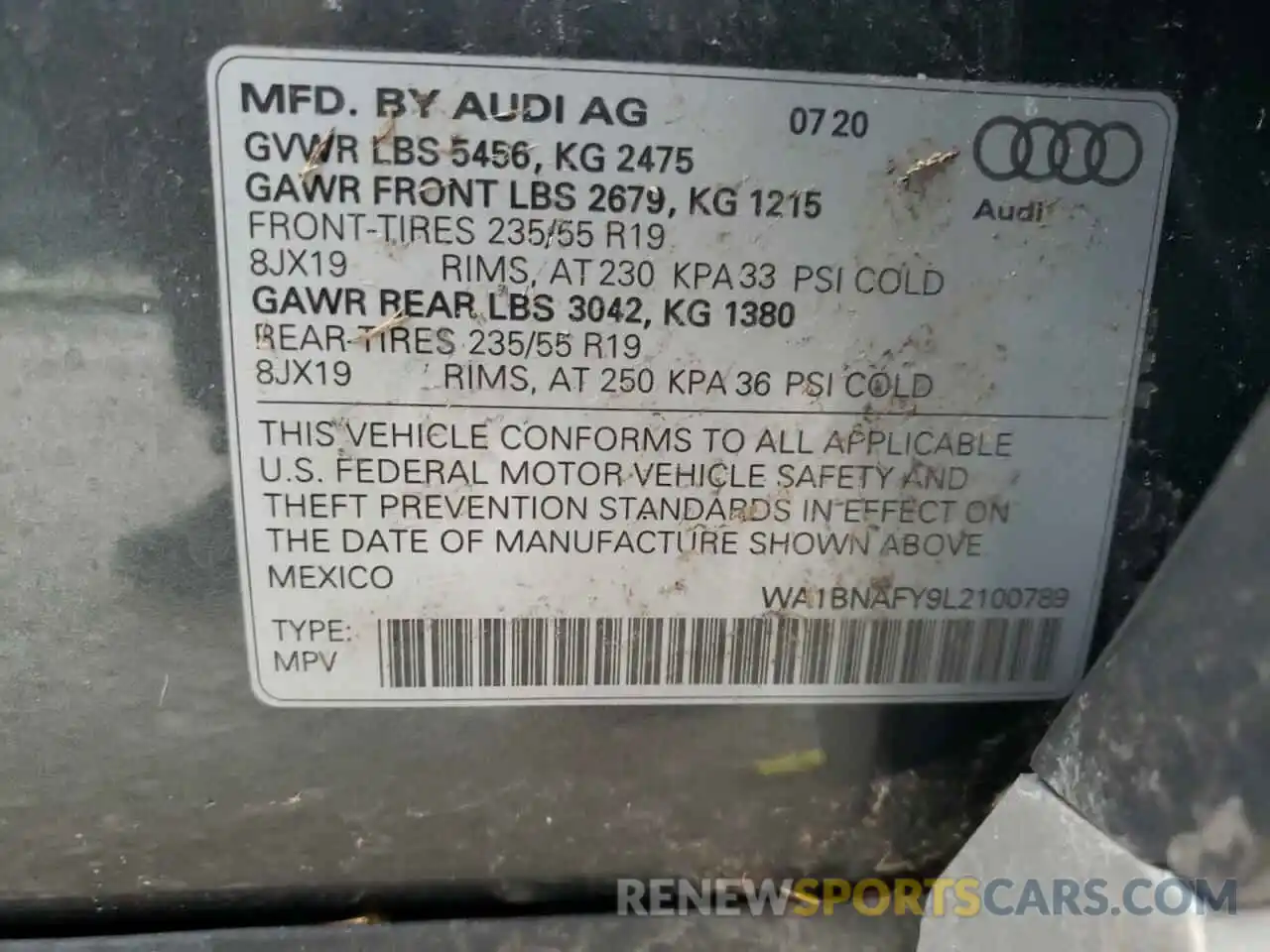 10 Photograph of a damaged car WA1BNAFY9L2100789 AUDI Q5 2020