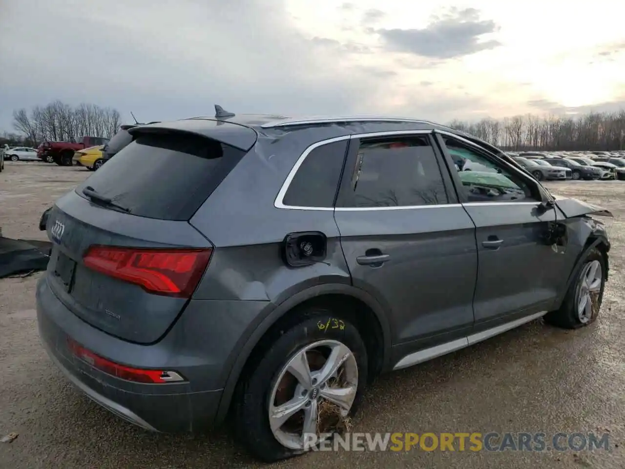 4 Фотография поврежденного автомобиля WA1BNAFY9L2100789 AUDI Q5 2020