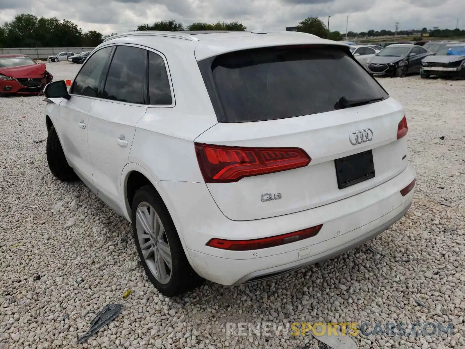 3 Фотография поврежденного автомобиля WA1BNAFYXL2016805 AUDI Q5 2020