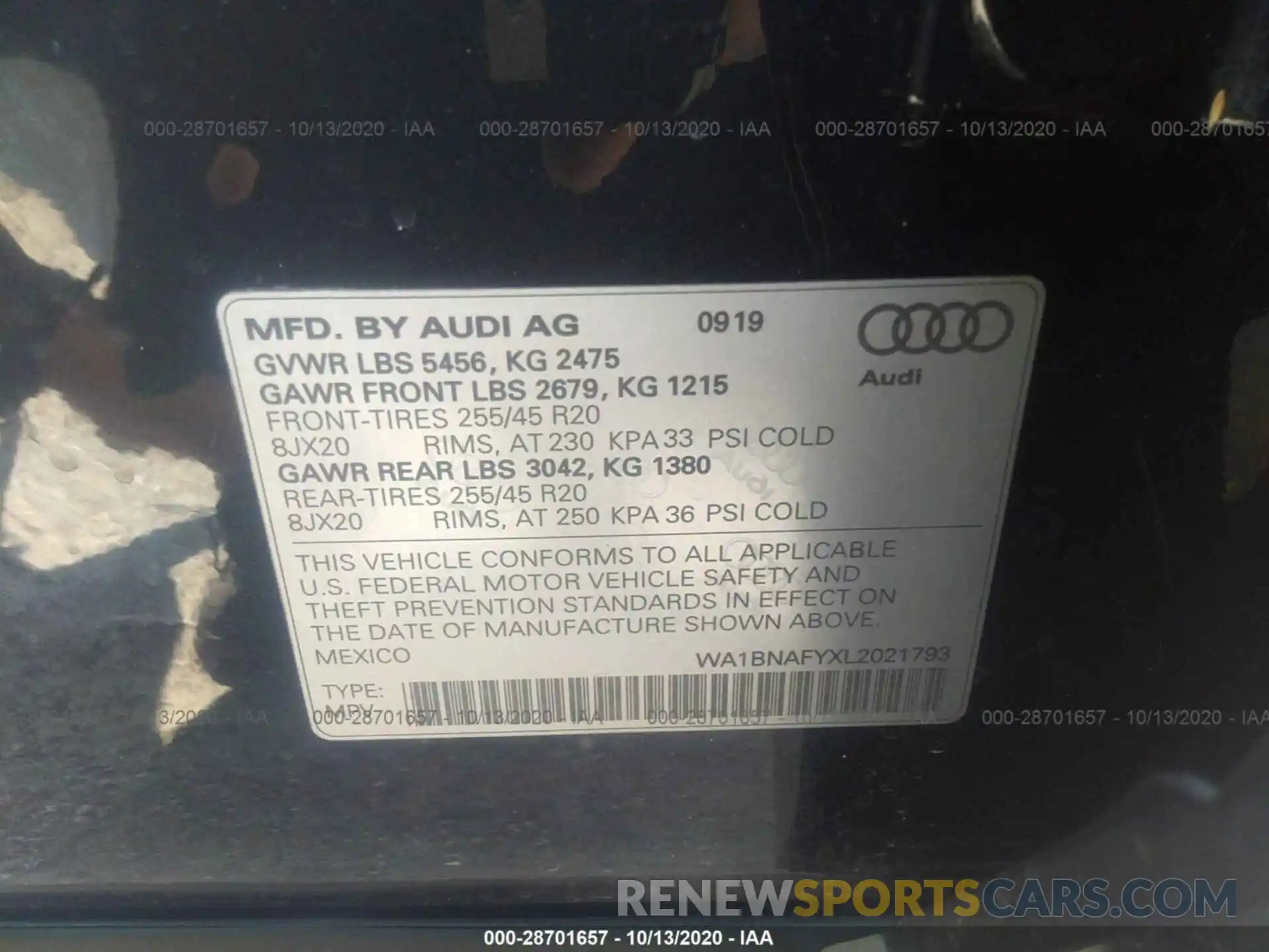 9 Photograph of a damaged car WA1BNAFYXL2021793 AUDI Q5 2020