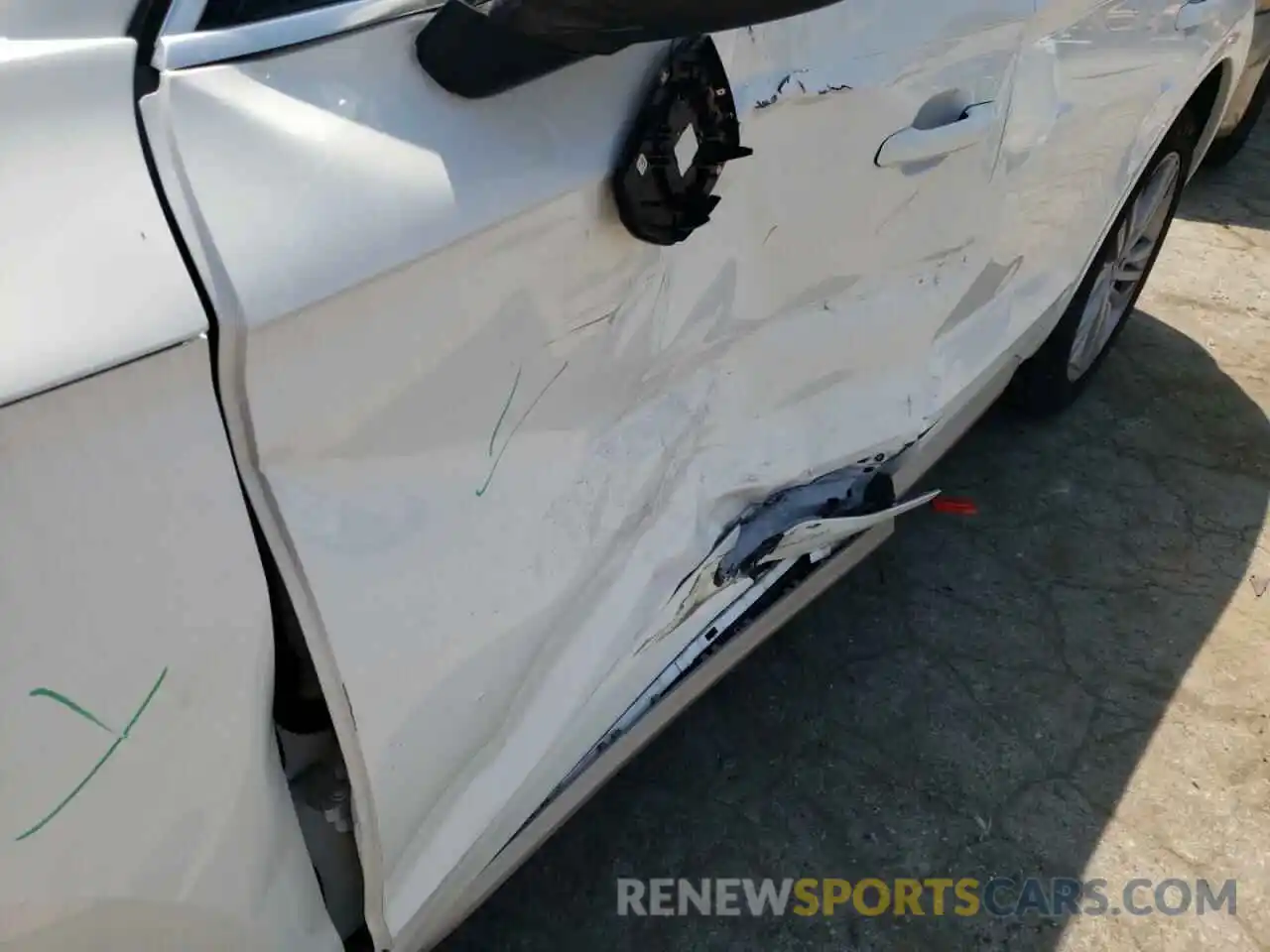 9 Photograph of a damaged car WA1BNAFYXL2041039 AUDI Q5 2020