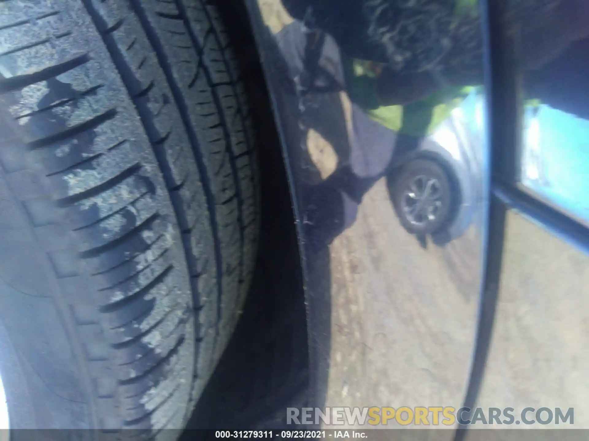 14 Photograph of a damaged car WA1BNAFYXL2058200 AUDI Q5 2020